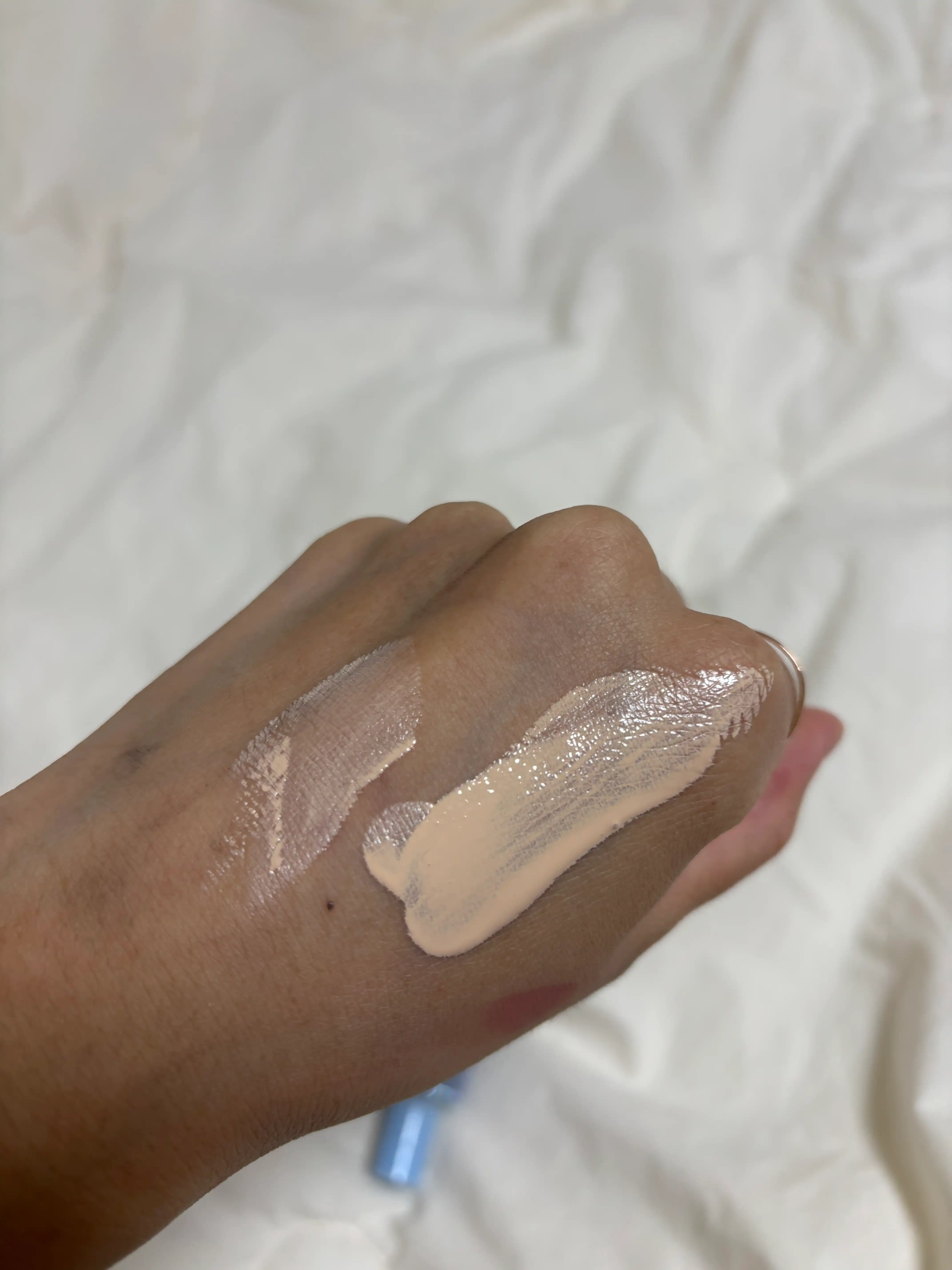 언니의파우치 리뷰 이미지 2 - [클리어 히알 물광 틴티드 커버 크림]