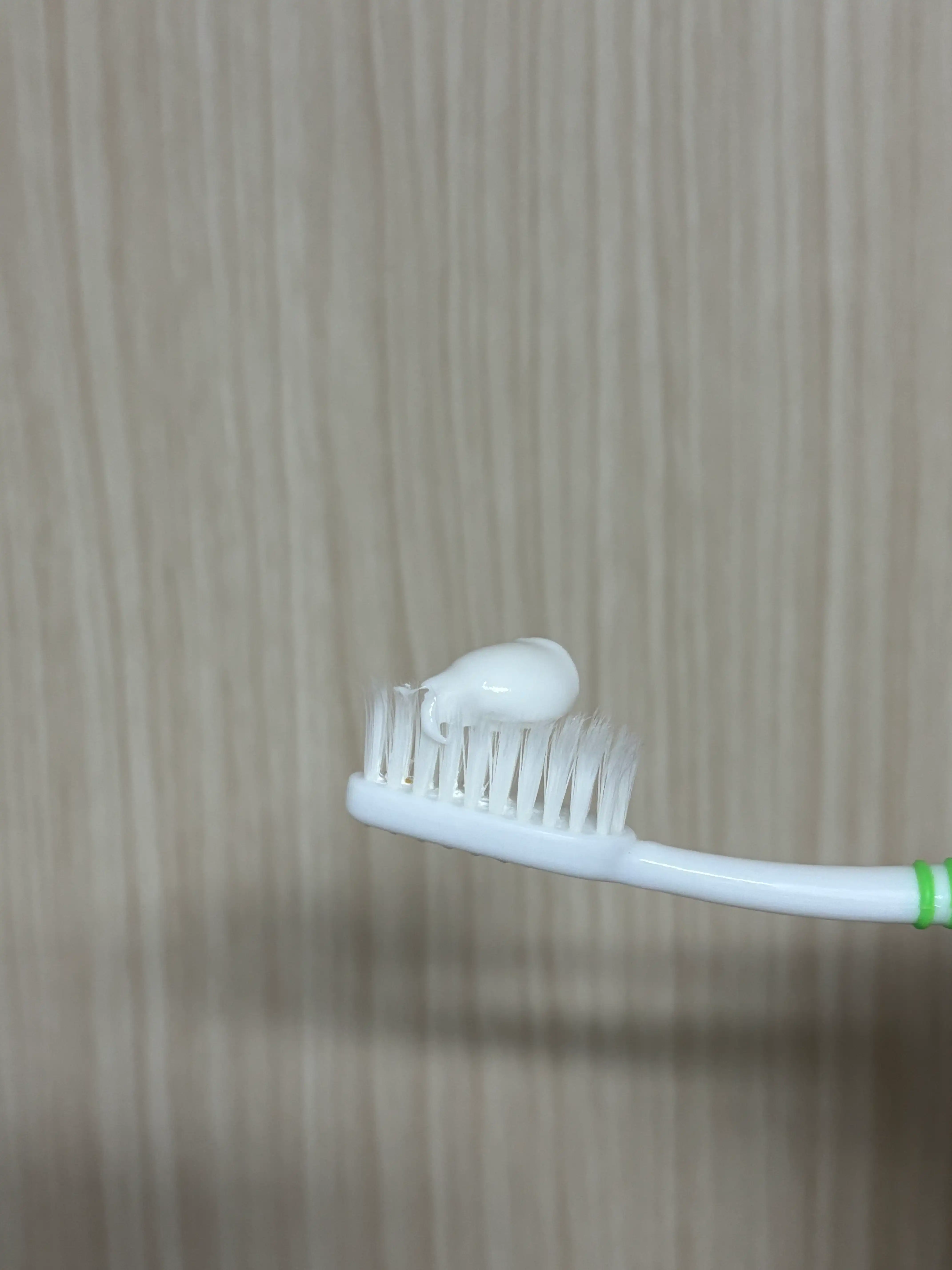 언니의파우치 리뷰 이미지 3 - [캐비티 프로텍션 불소치약 쿨민트]