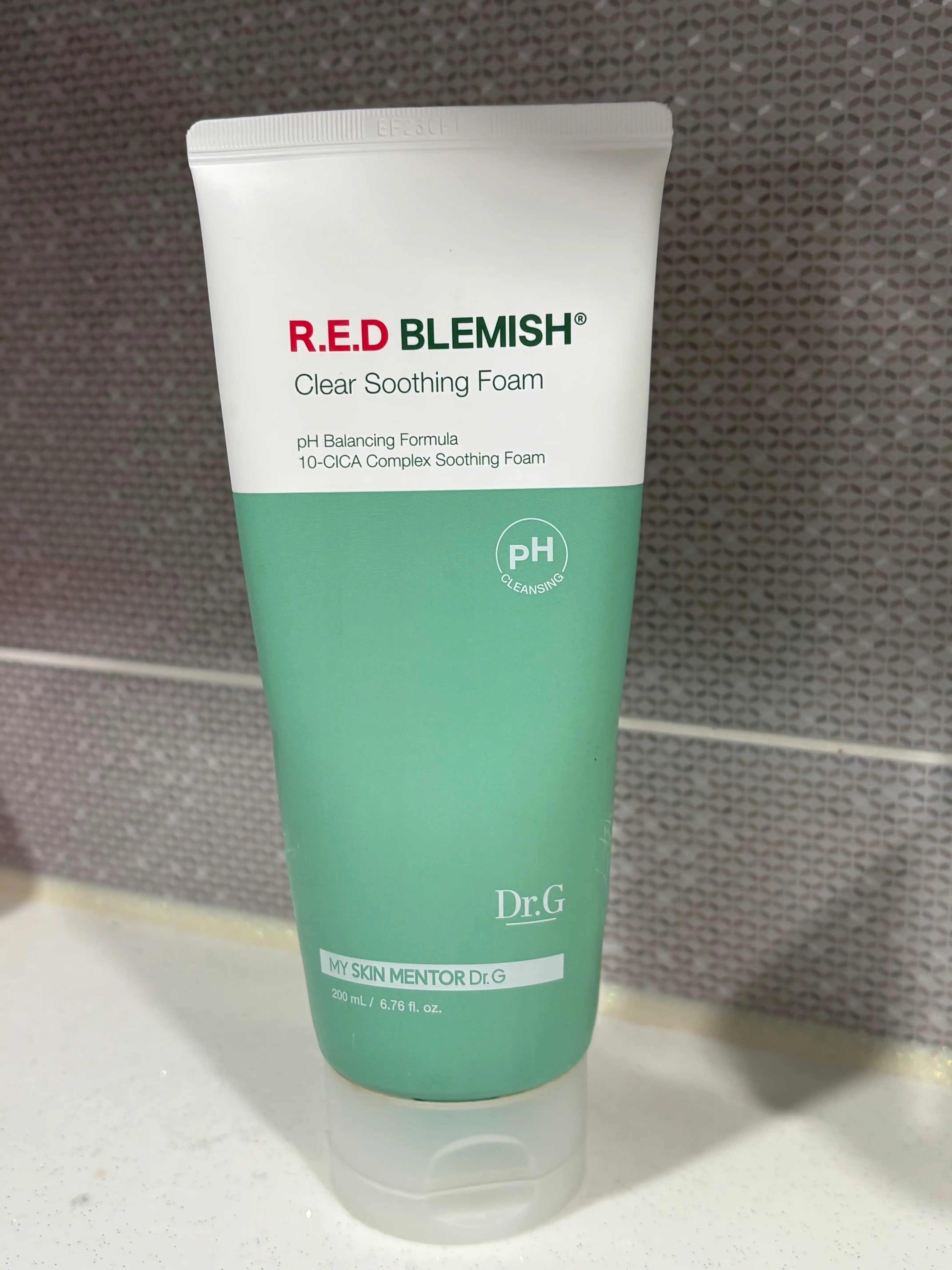 언니의파우치 리뷰 이미지 - [약산성 레드 블레미쉬 클리어 수딩 폼]