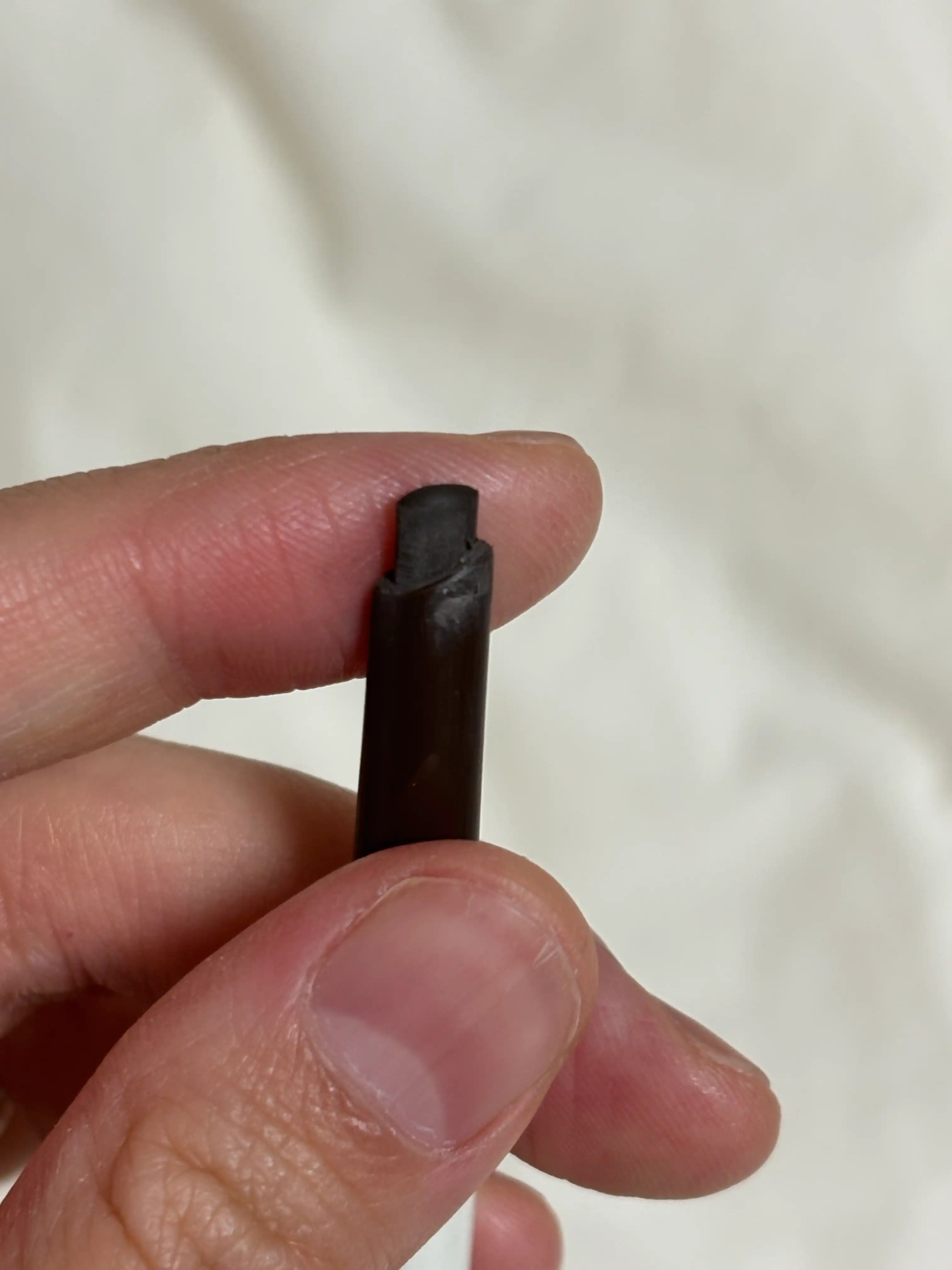 언니의파우치 리뷰 이미지 2 - [납작 아이브로우 펜슬]