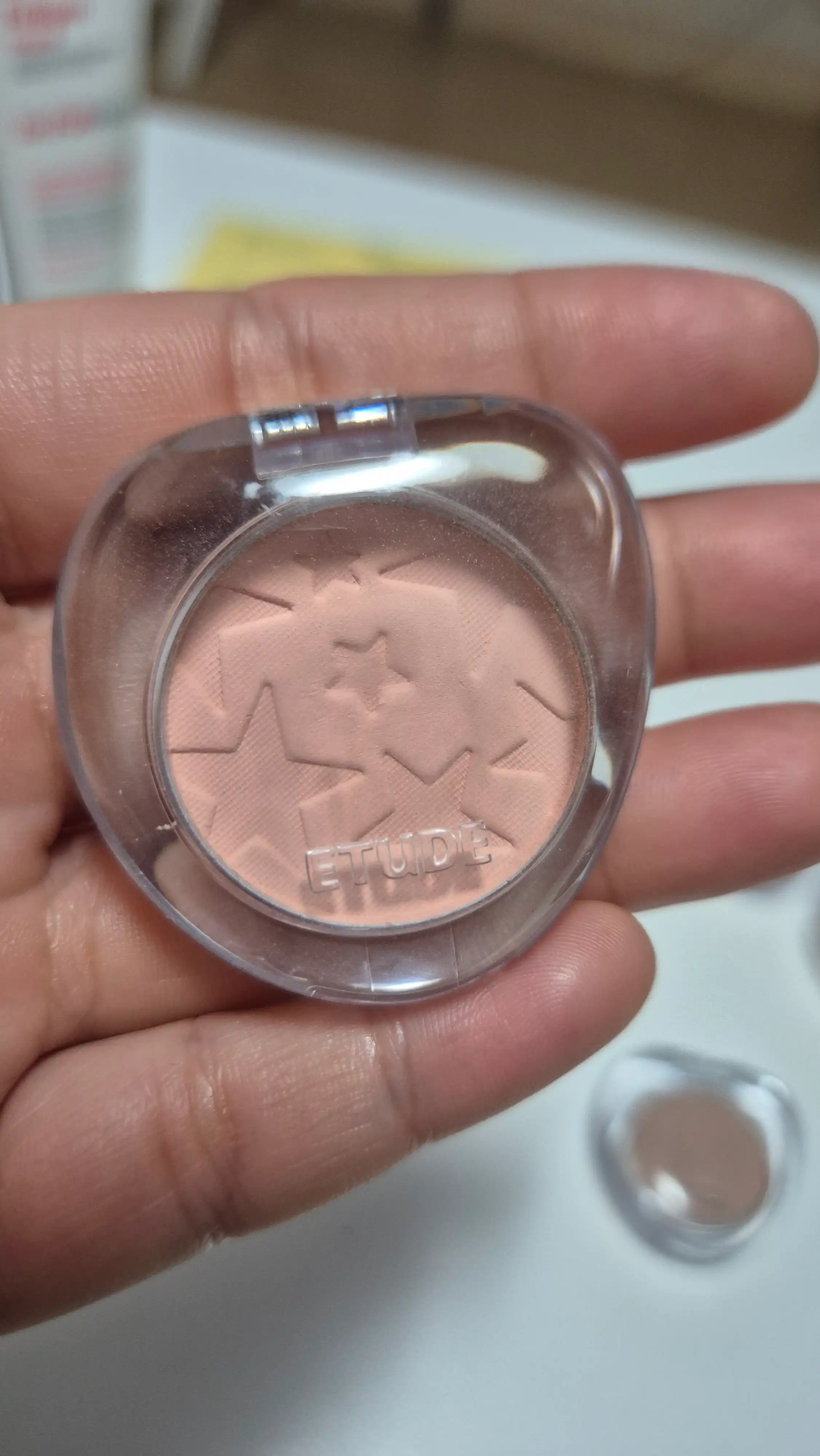 언니의파우치 리뷰 이미지 - [왓츠 인 마이 아이즈]