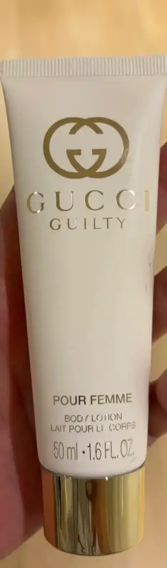 언니의파우치 리뷰 이미지 2 - [길티 뿌르 팜므 바디 로션]