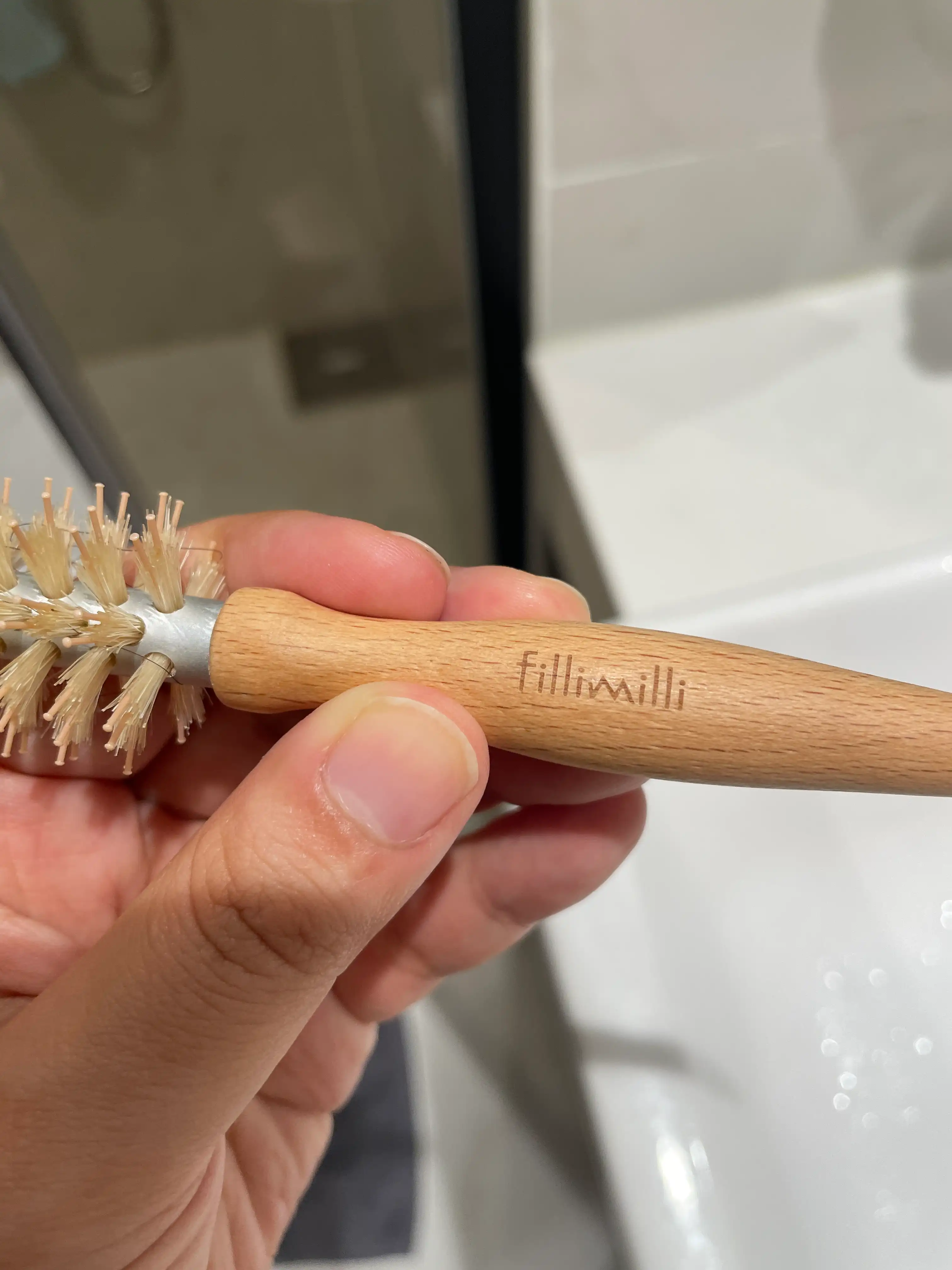 언니의파우치 리뷰 이미지 2 - [뿌리 볼륨 롤 브러시]