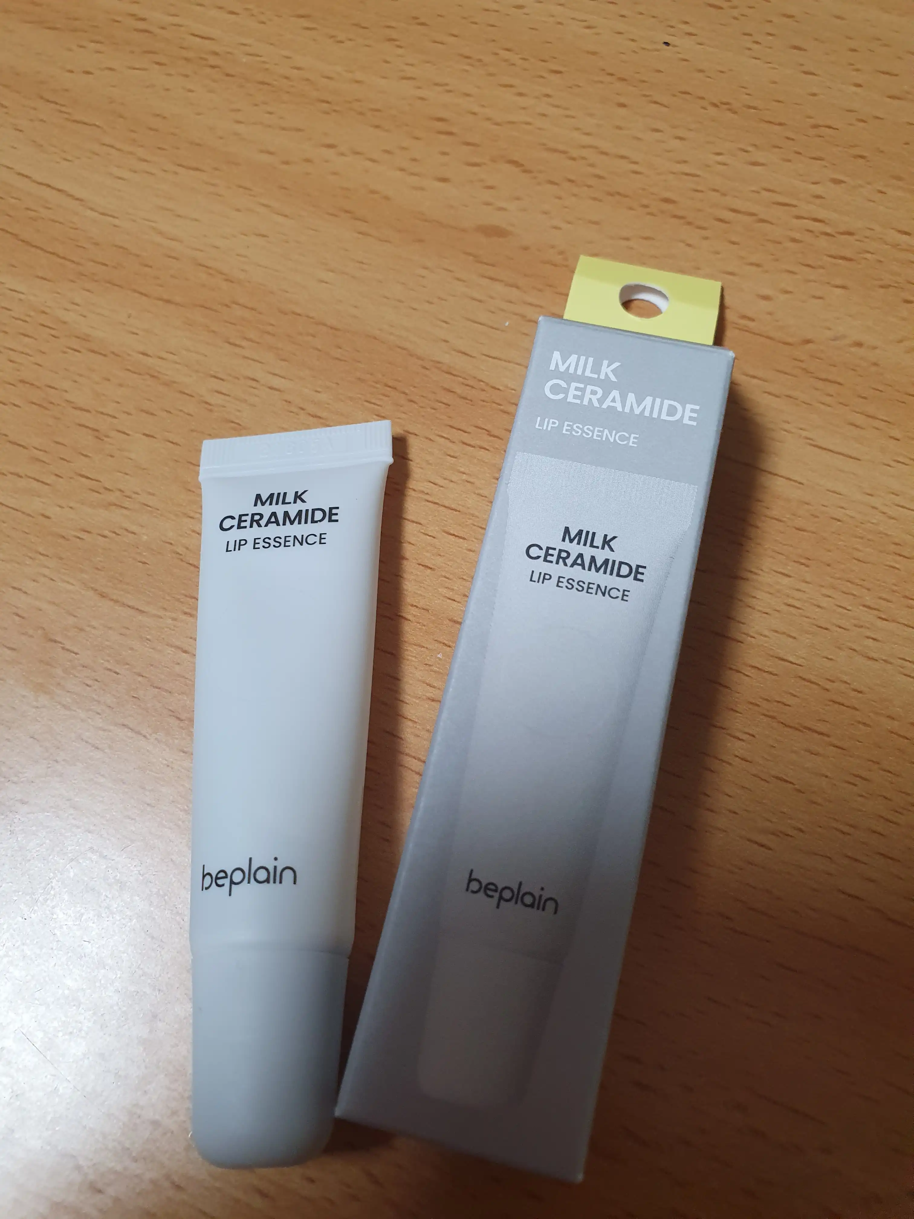 언니의파우치 리뷰 이미지 2 - [밀크 세라마이드 립 에센스]