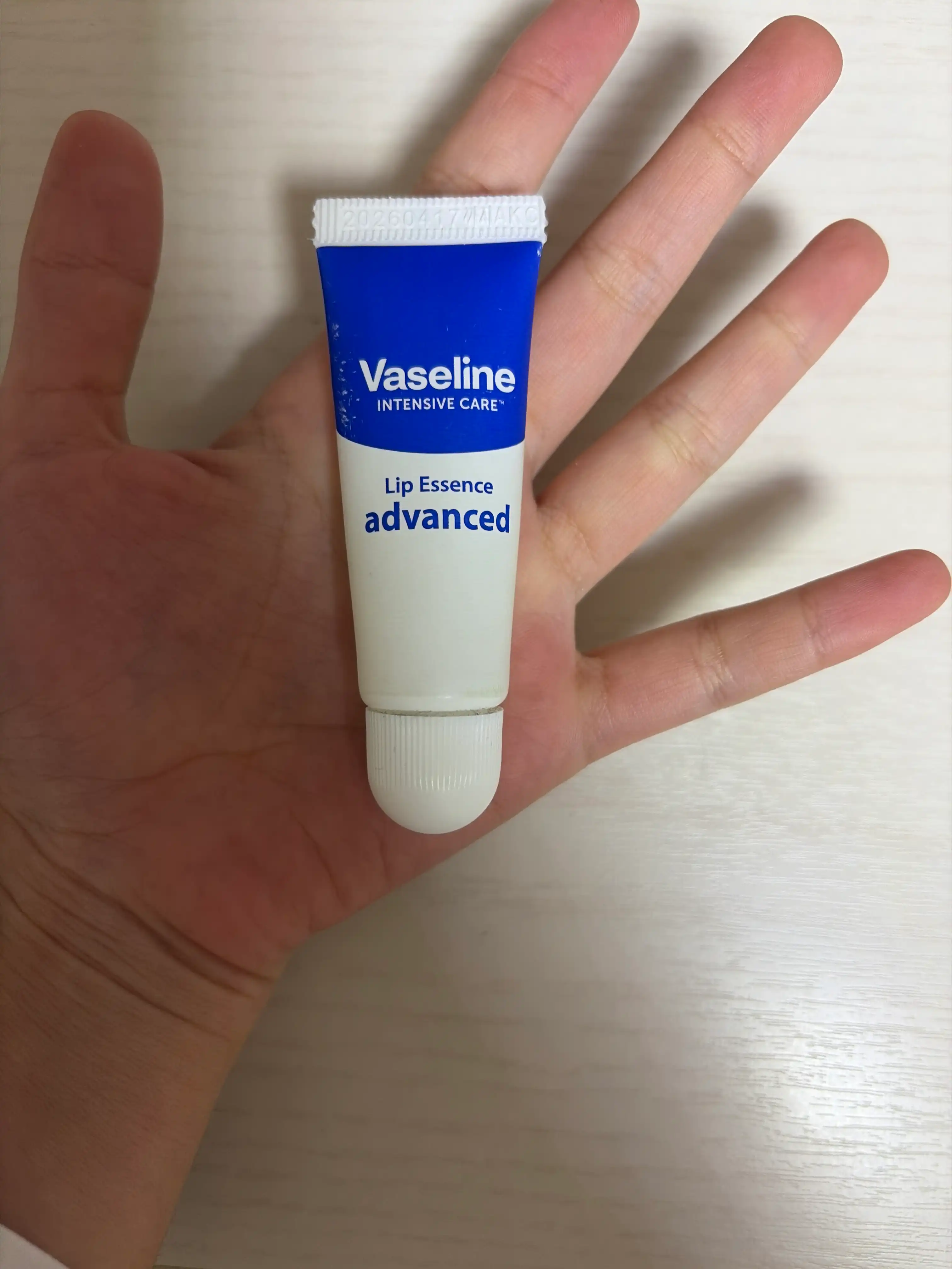 언니의파우치 리뷰 이미지 - [인텐시브 케어 립 에센스 어드밴스드]