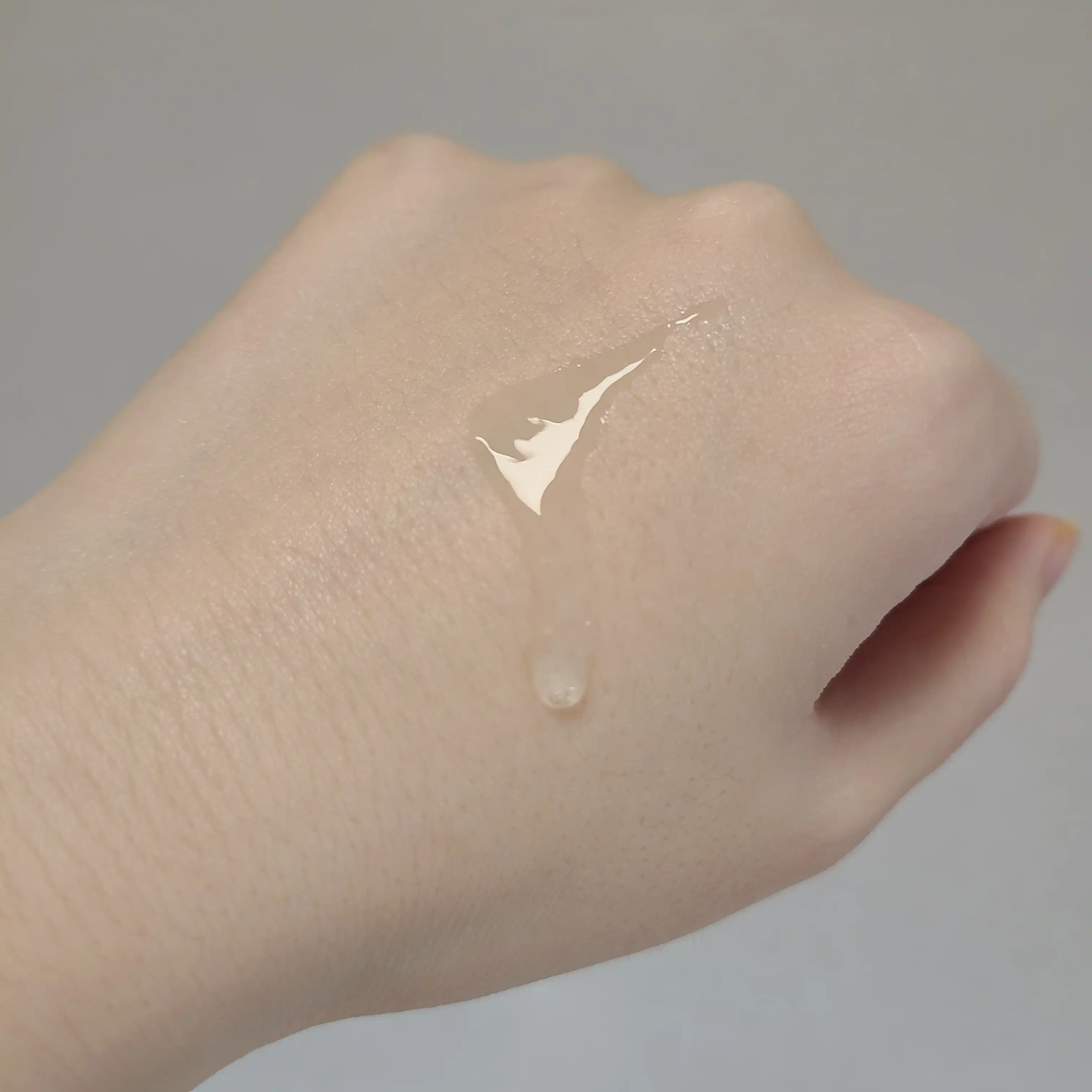 언니의파우치 리뷰 이미지 2 - [다이브인 저분자 히알루론산 세럼]