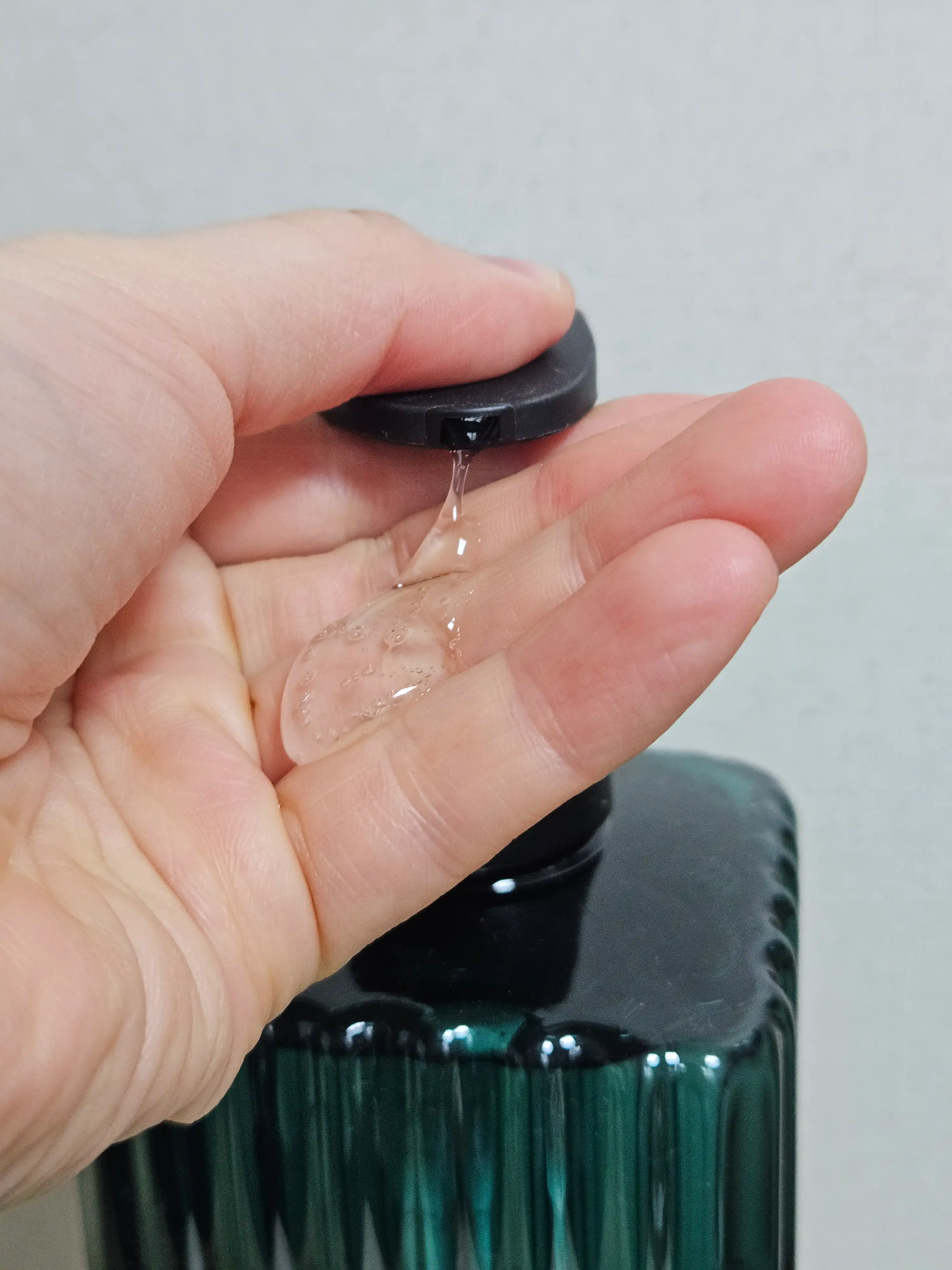 언니의파우치 리뷰 이미지 3 - [프라임 보타니컬 아로마 딥퍼퓸 약산성 바디워시 화이트머스크향]