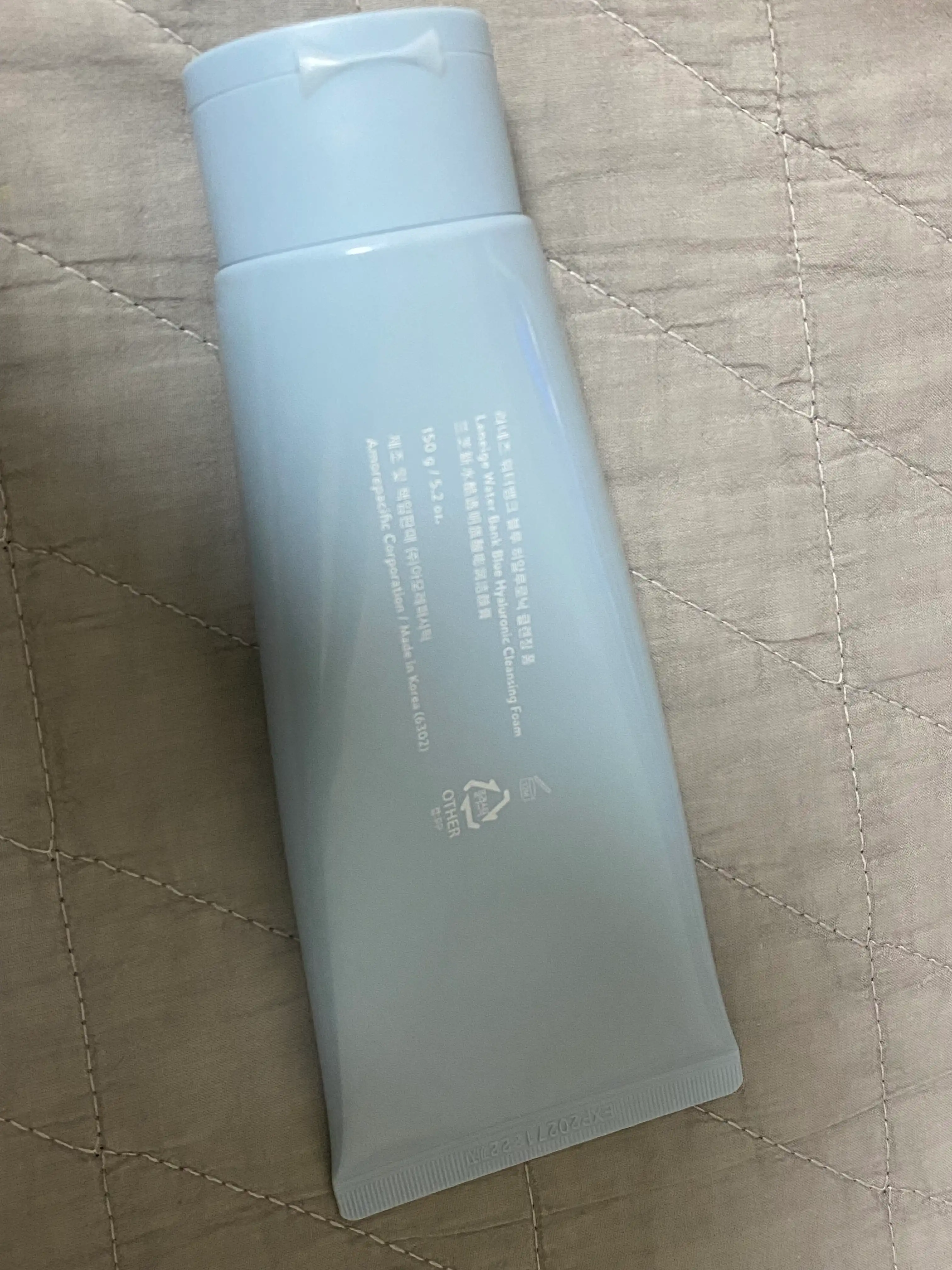 언니의파우치 리뷰 이미지 2 - [워터뱅크 블루 히알루로닉 클렌징 폼]