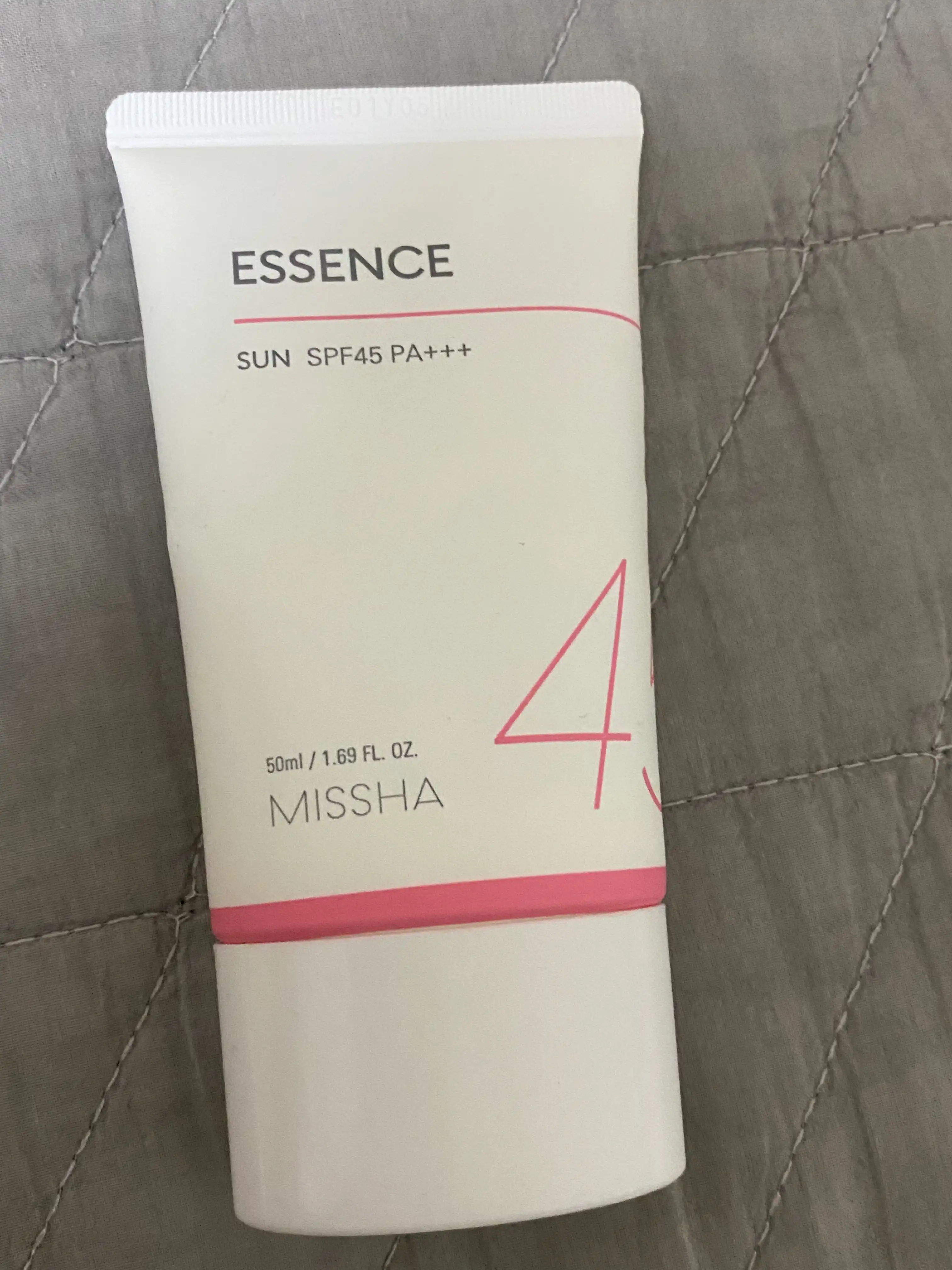 언니의파우치 리뷰 이미지 - [올 어라운드 세이프 블록 에센스 선크림]