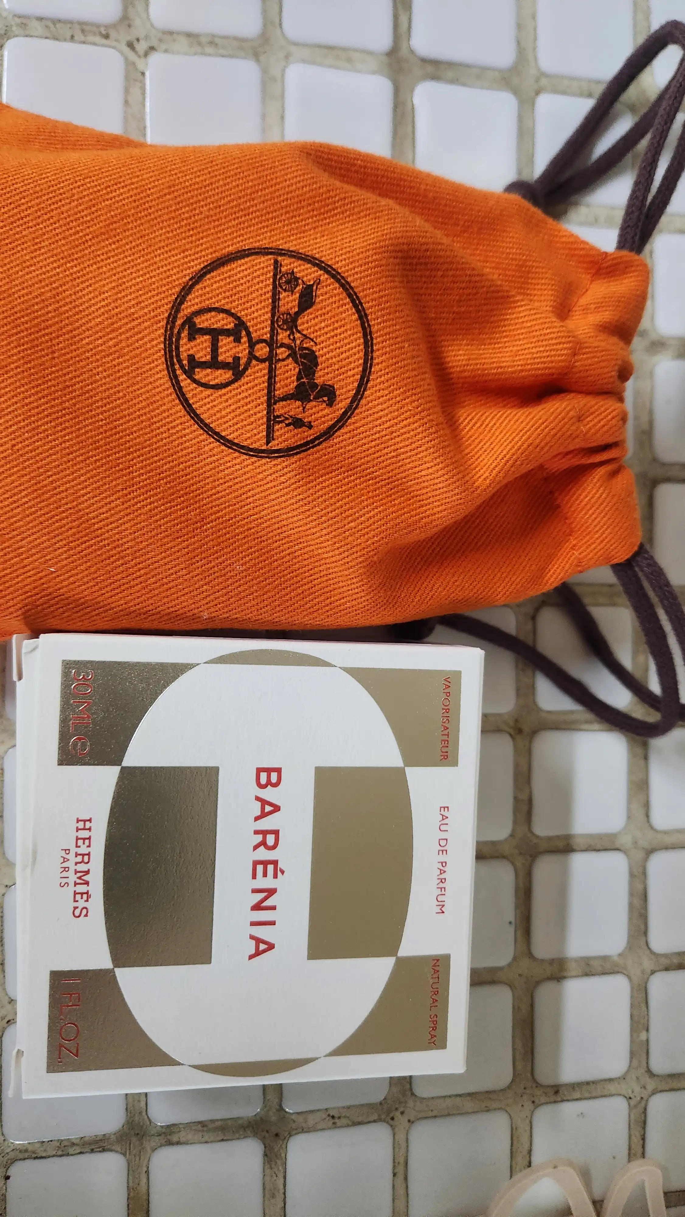 언니의파우치 리뷰 이미지 3 - [바레니아 오 드 퍼퓸]