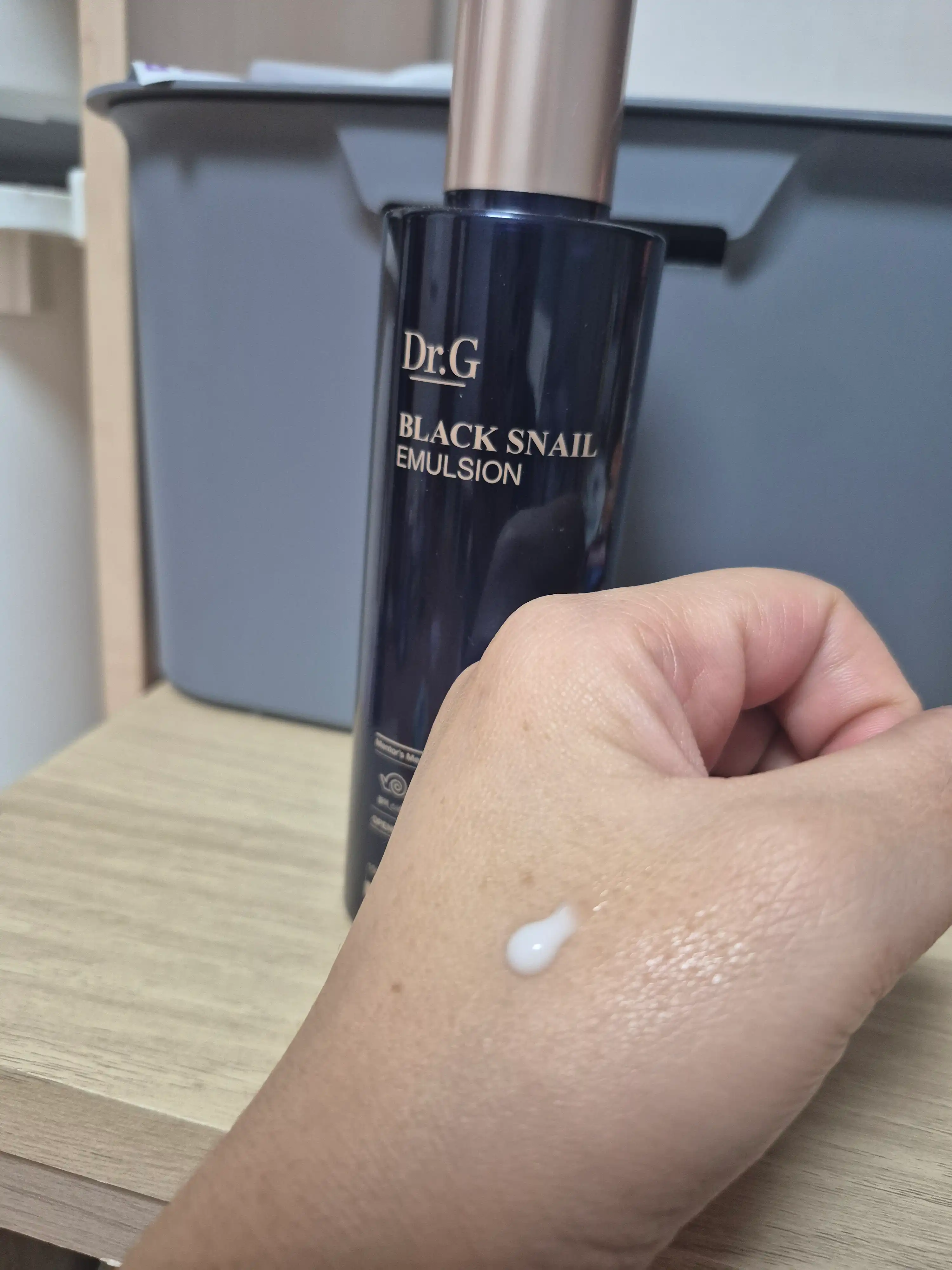 언니의파우치 리뷰 이미지 3 - [블랙 스네일 에멀전]