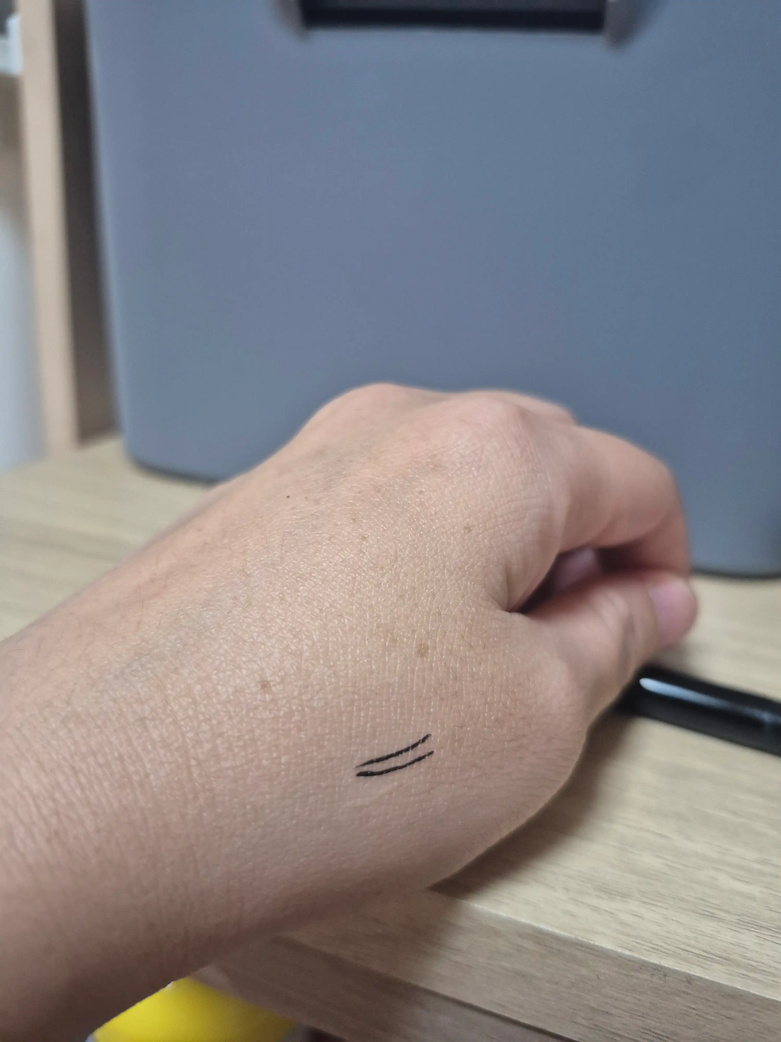 언니의파우치 리뷰 이미지 3 - [더 퍼스트 펜 아이라이너 [P1 오레오]]