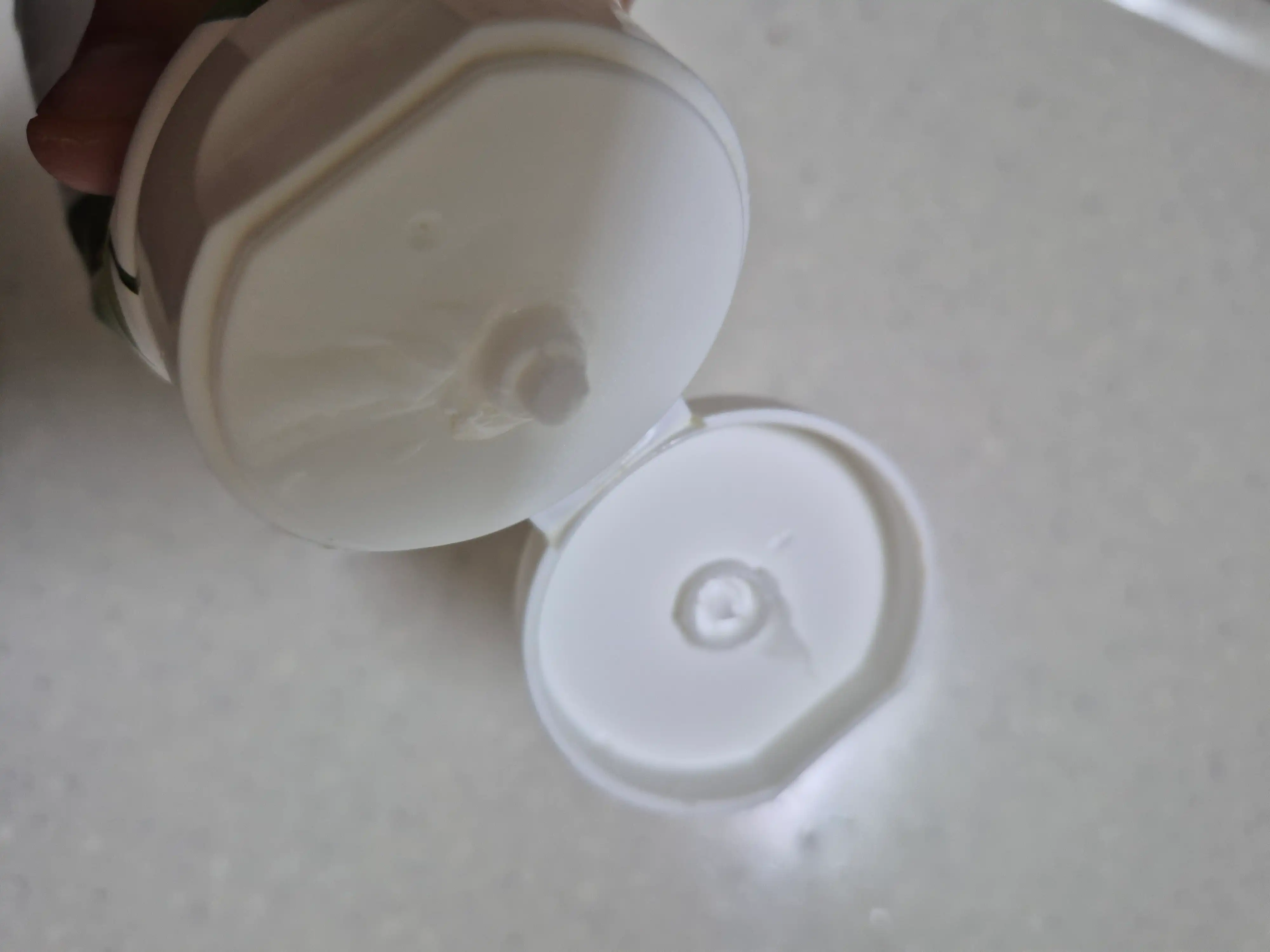 언니의파우치 리뷰 이미지 3 - [어성초 모공 클렌징 폼]