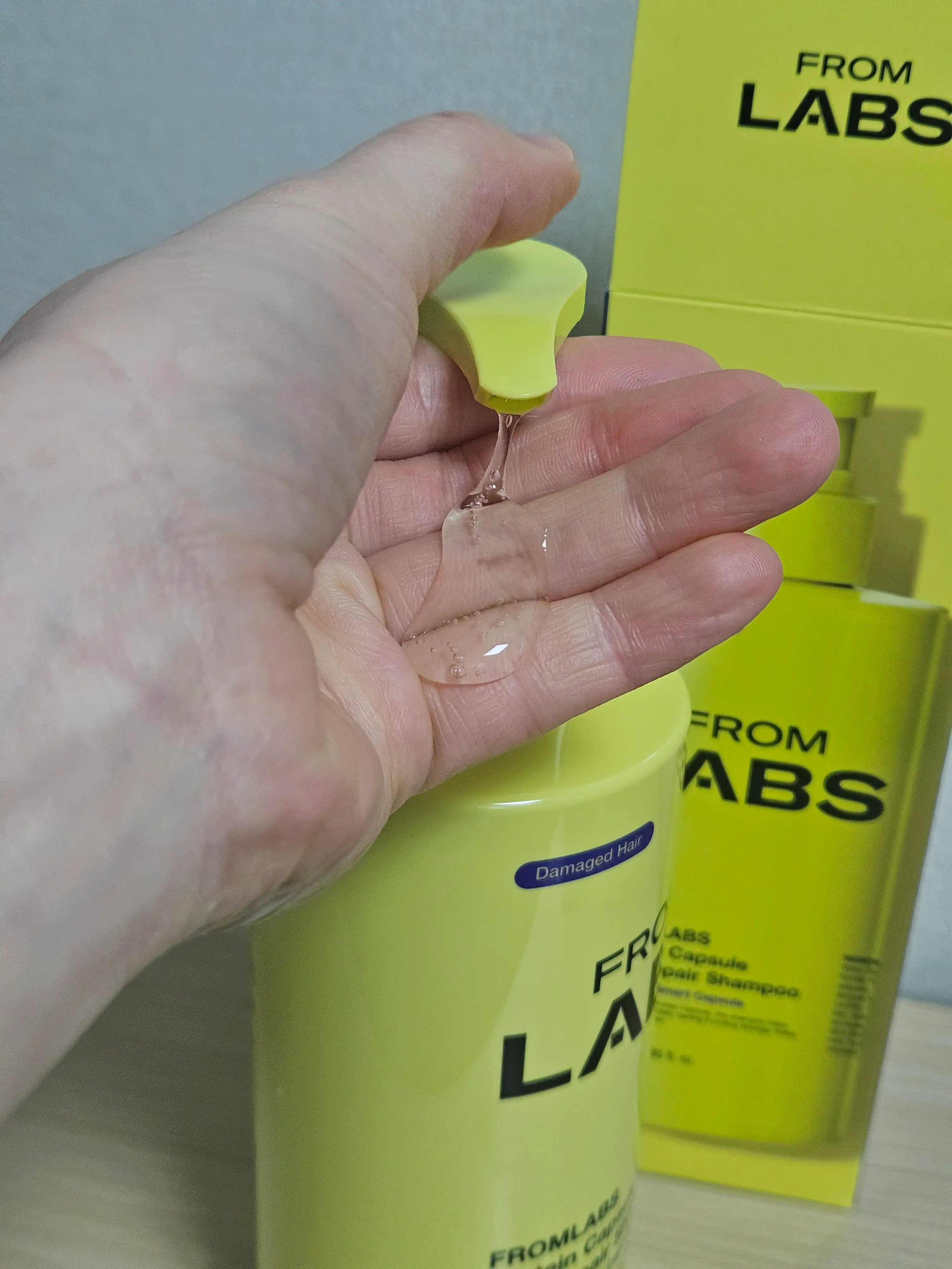 언니의파우치 리뷰 이미지 3 - [프로틴 캡슐 헤어 리페어 샴푸]