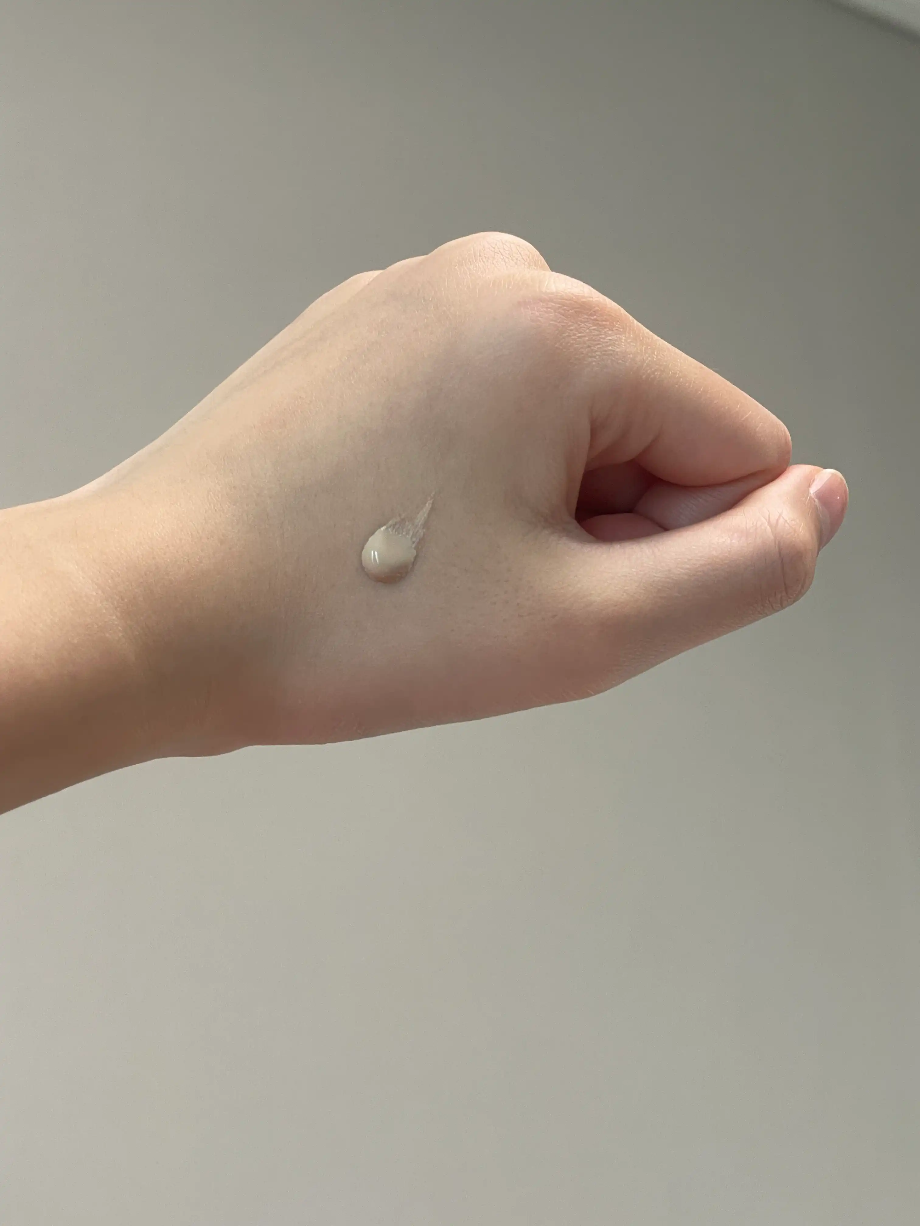 언니의파우치 리뷰 이미지 2 - [일루미네이팅서플블레미쉬크림]