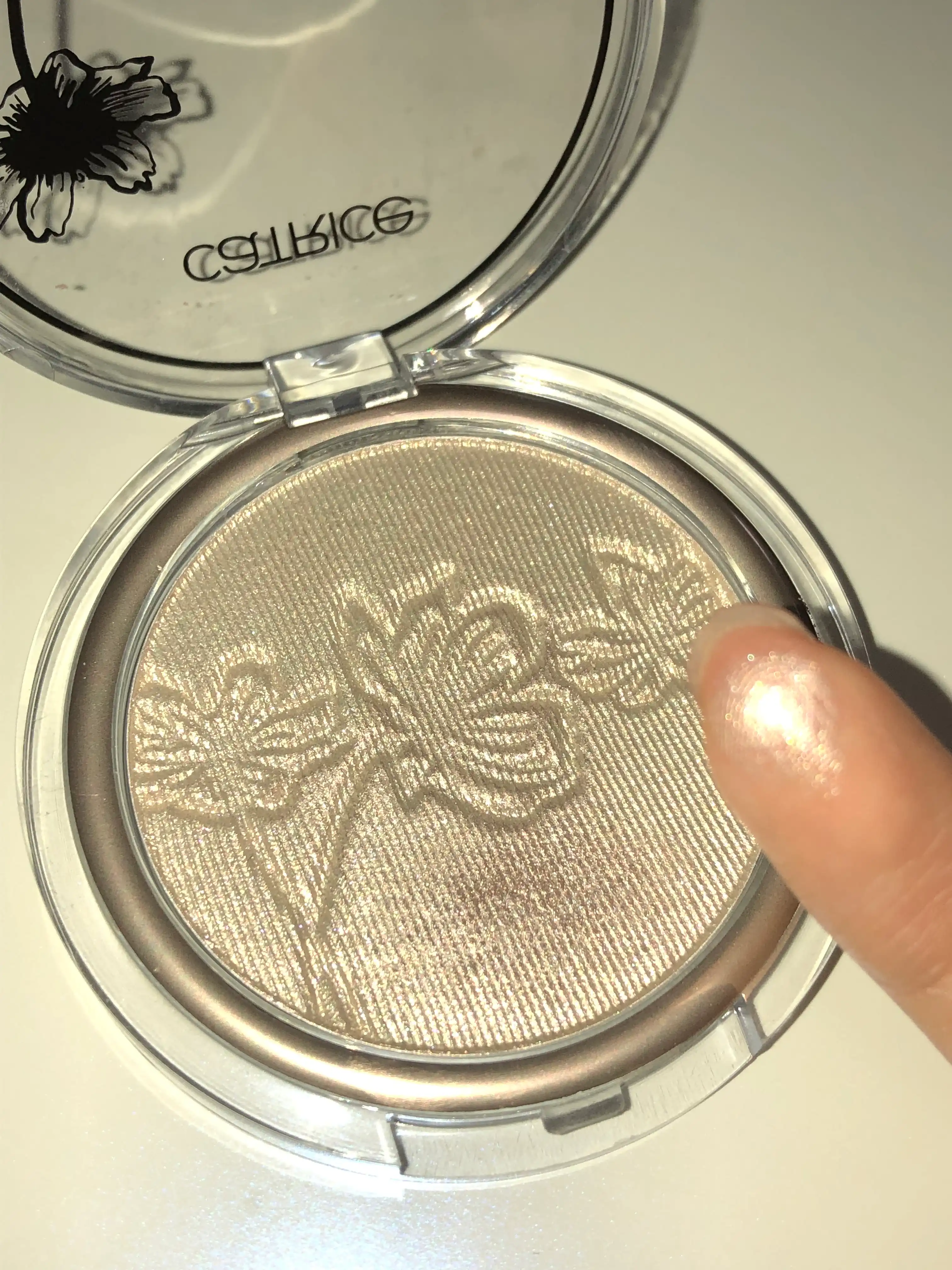 언니의파우치 리뷰 이미지 2 - [모어 댄 글로우 하이라이터]