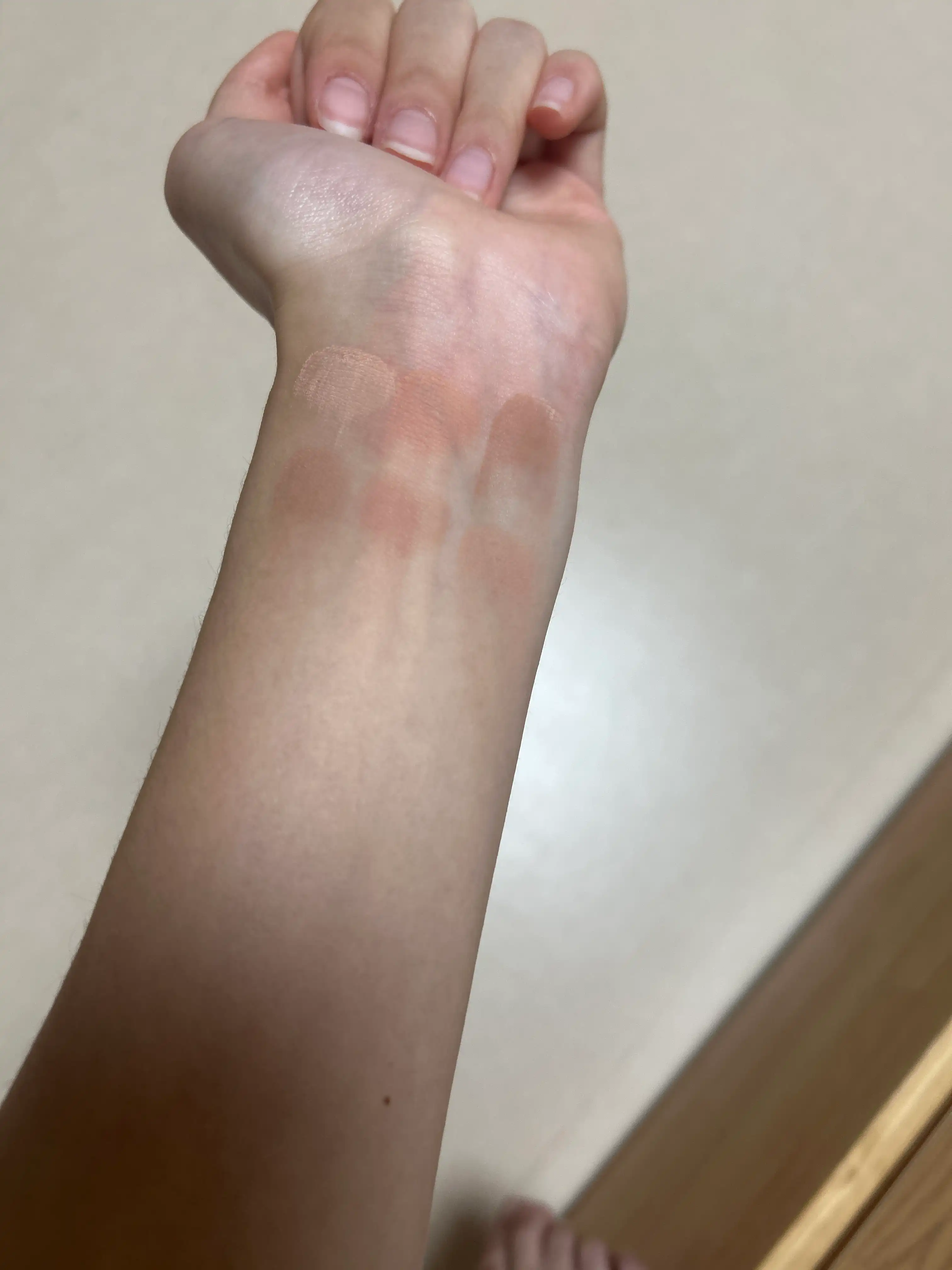 언니의파우치 리뷰 이미지 2 - [(블러피니쉬 콜렉션) 아이 섀도우]