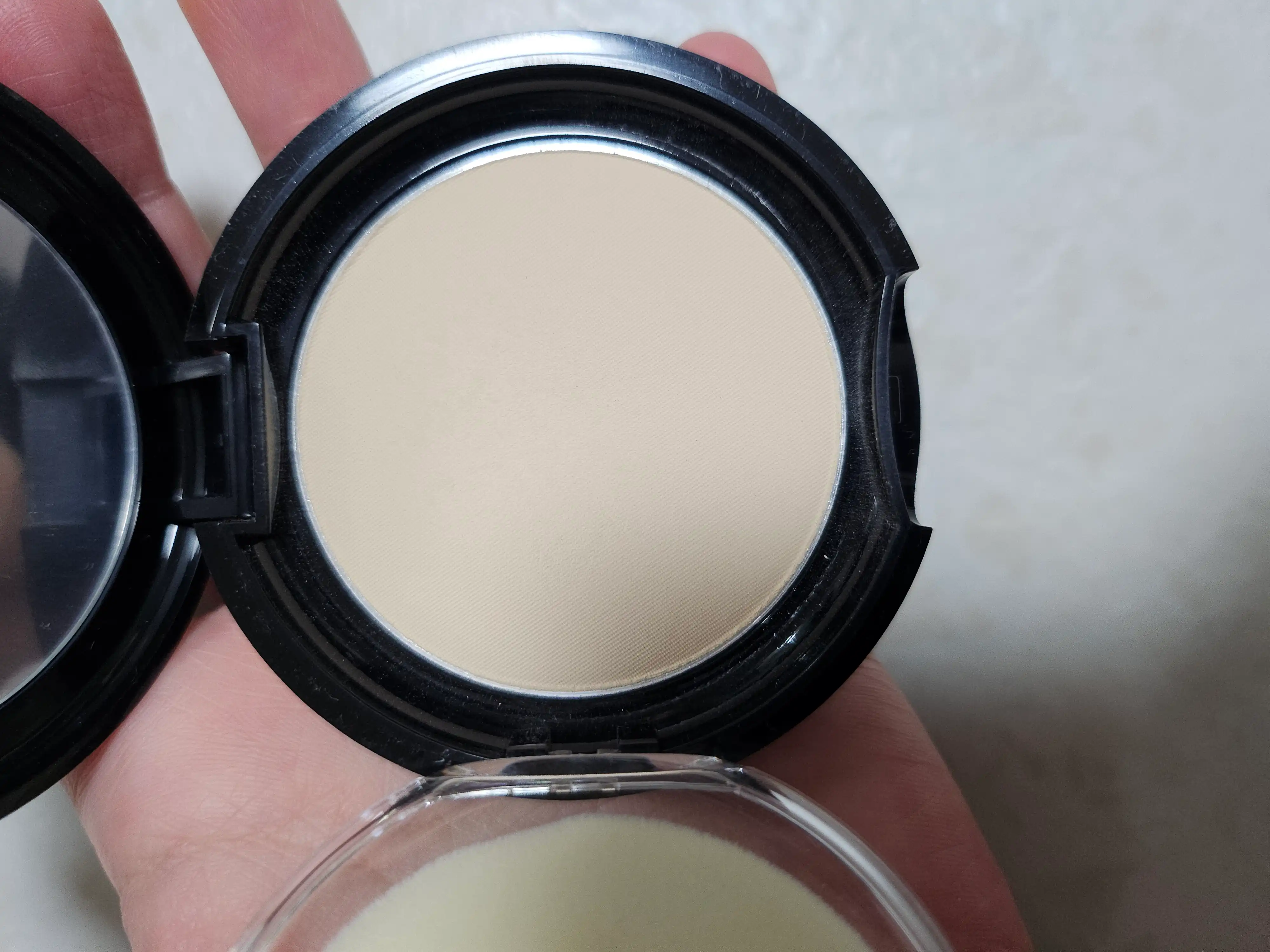 언니의파우치 리뷰 이미지 6 - [블러 파우더 팩트]