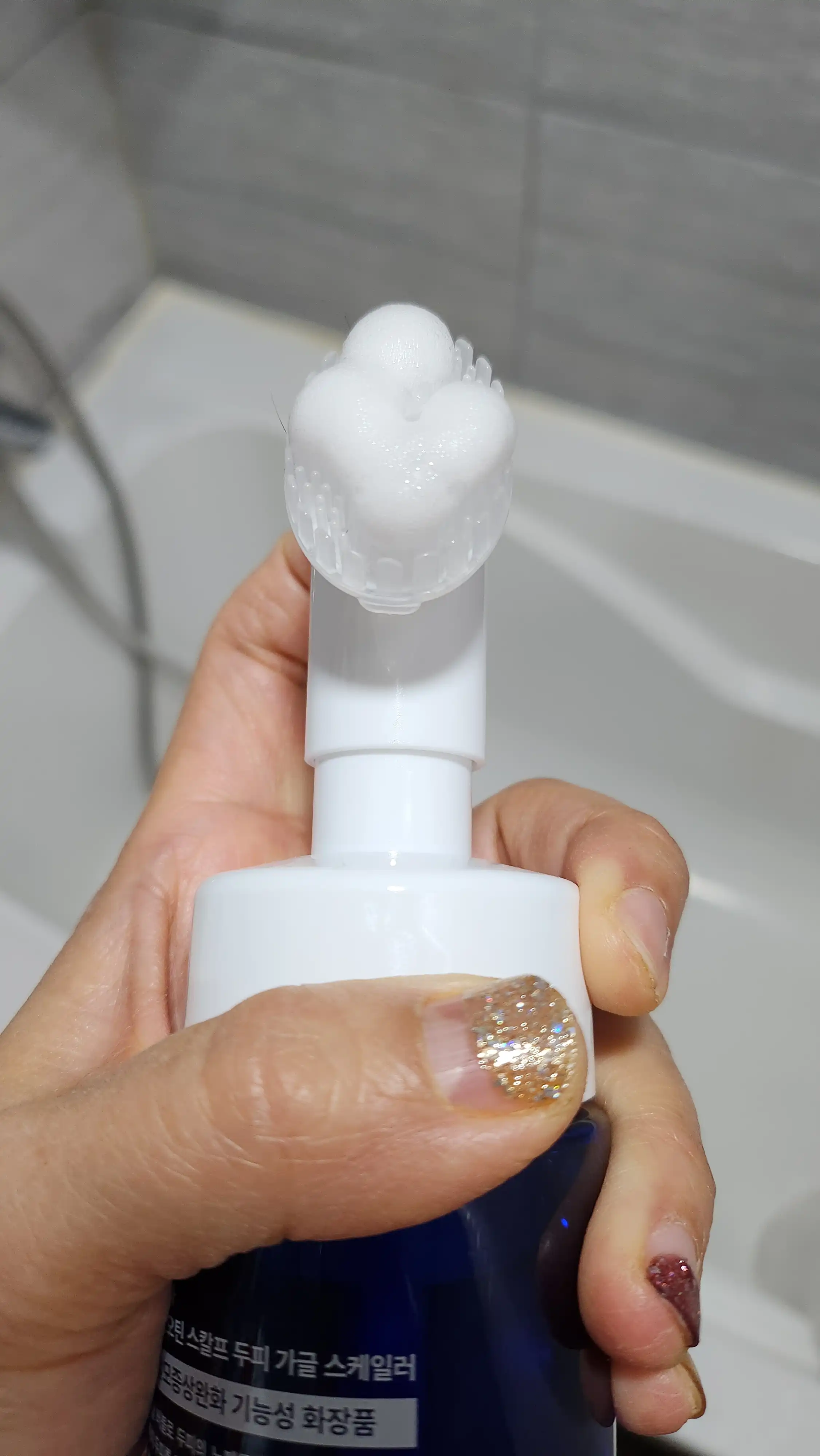 언니의파우치 리뷰 이미지 - [블루비오틴 스칼프 두피 가글 스케일러]