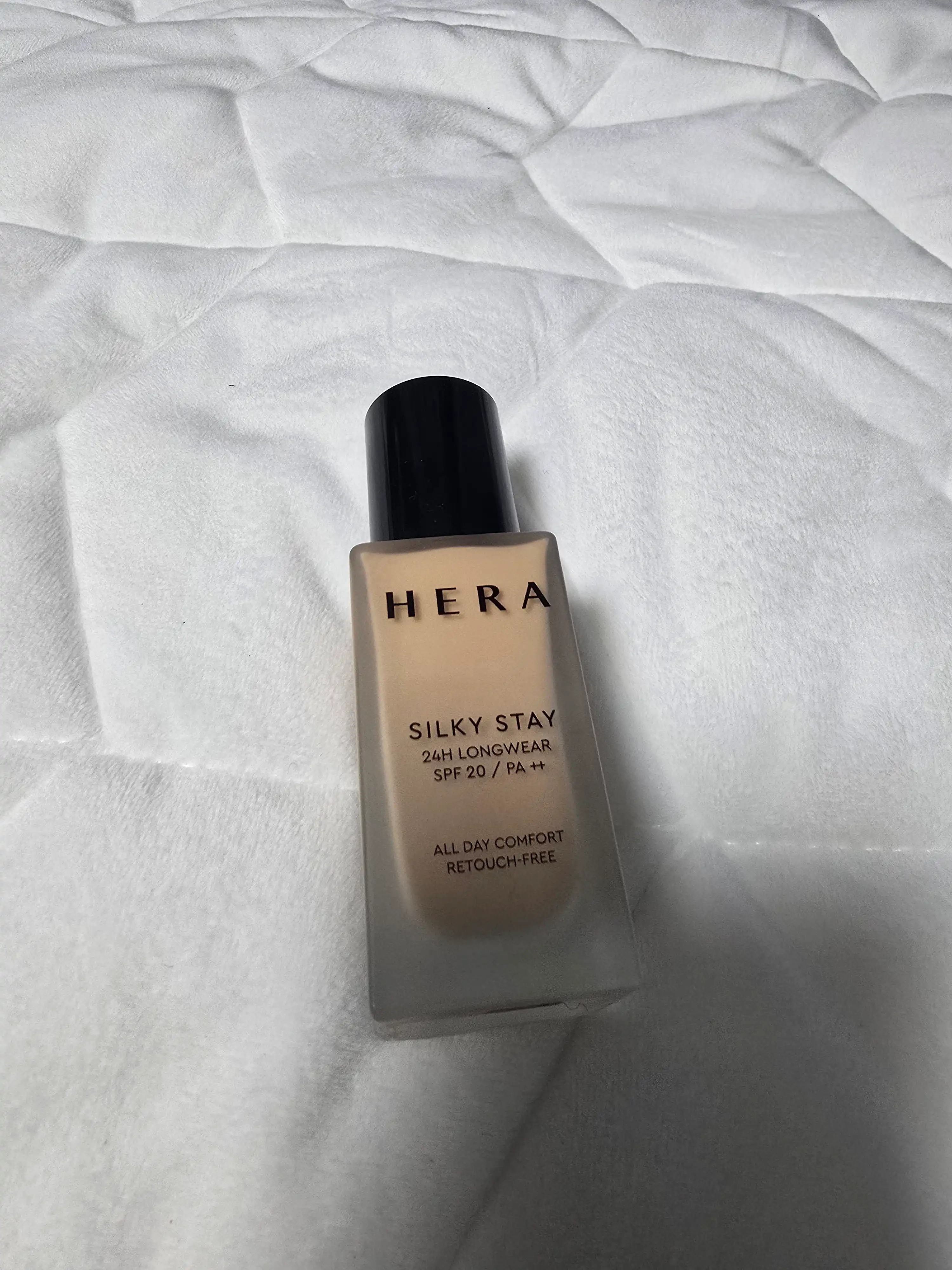 언니의파우치 리뷰 이미지 2 - [실키 스테이 24H 롱웨어 파운데이션]