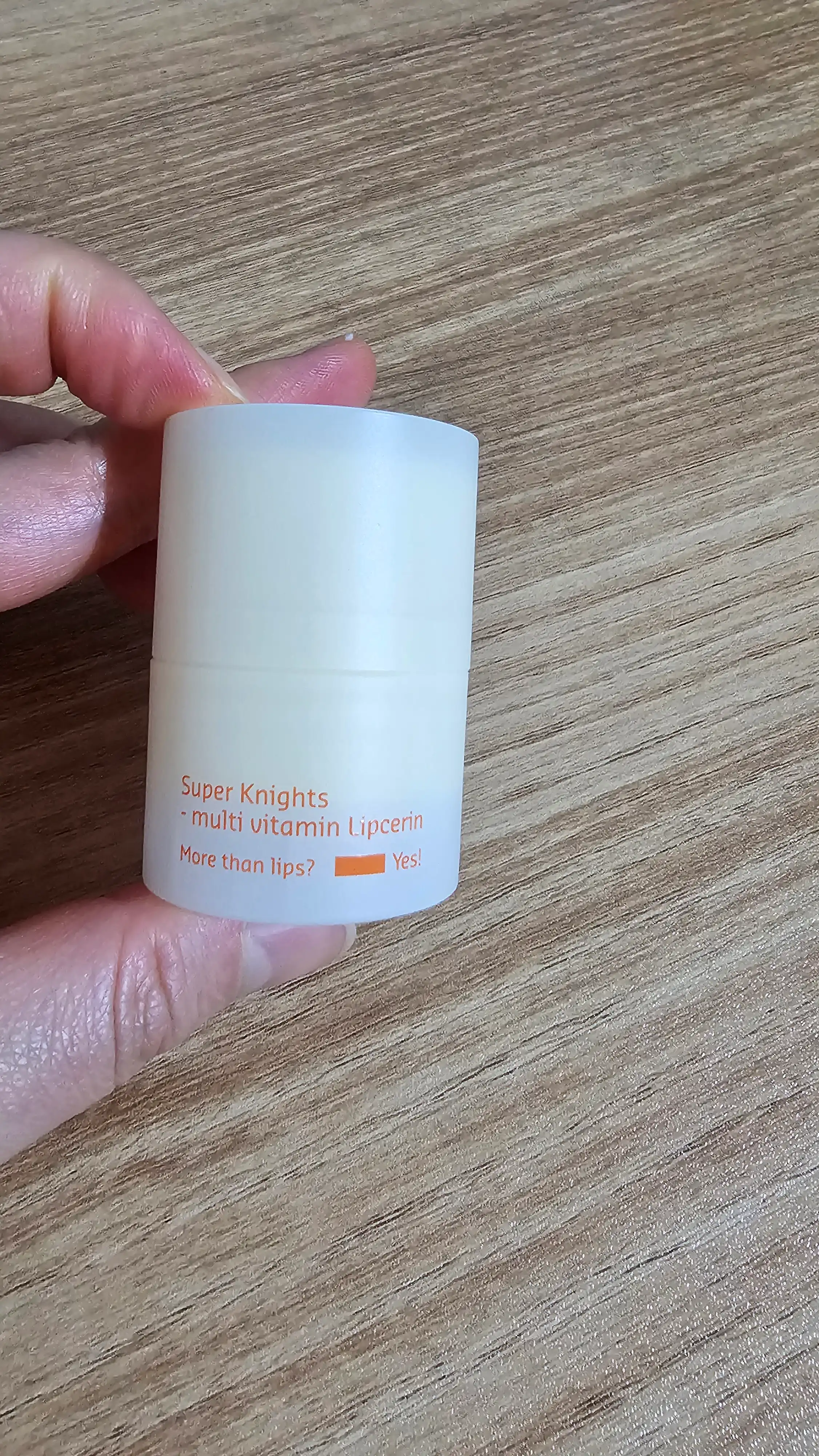 언니의파우치 리뷰 이미지 - [슈퍼나이츠 멀티 비타민 립세린]