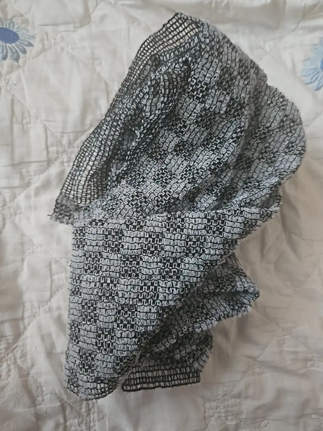 언니의파우치 리뷰 이미지 2 - [숯 섬유 샤워 타월]