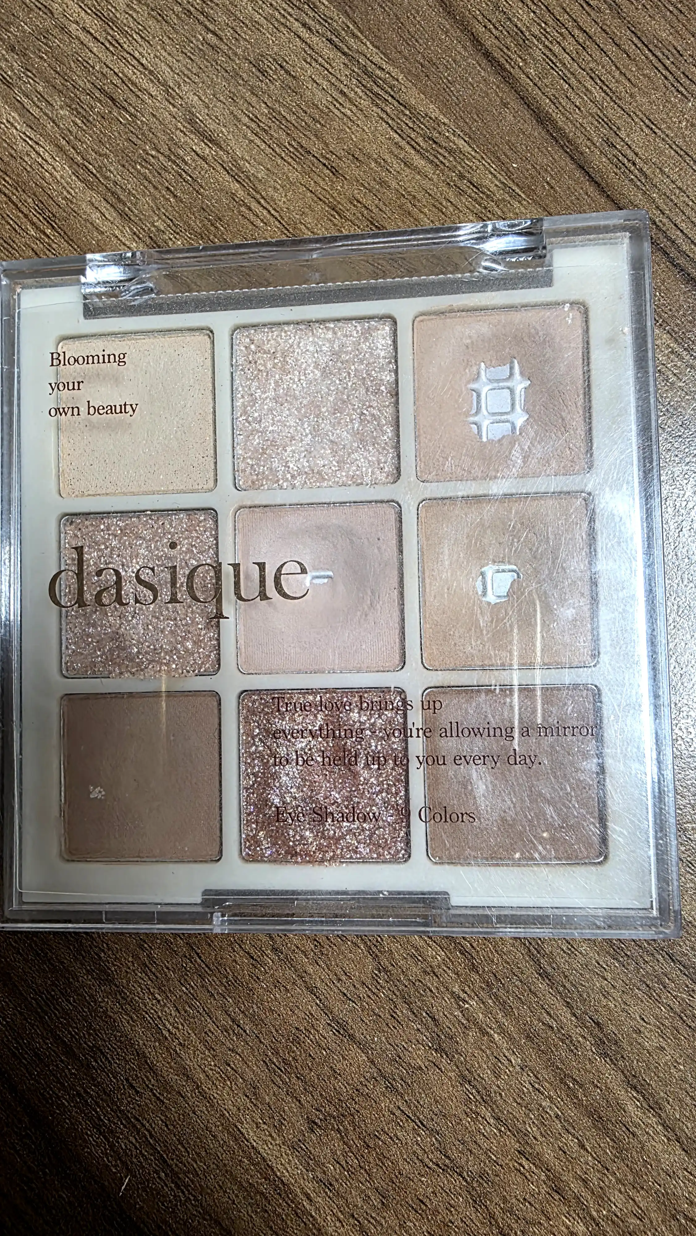 언니의파우치 리뷰 이미지 2 - [섀도우 팔레트 [07 밀크 라떼]]