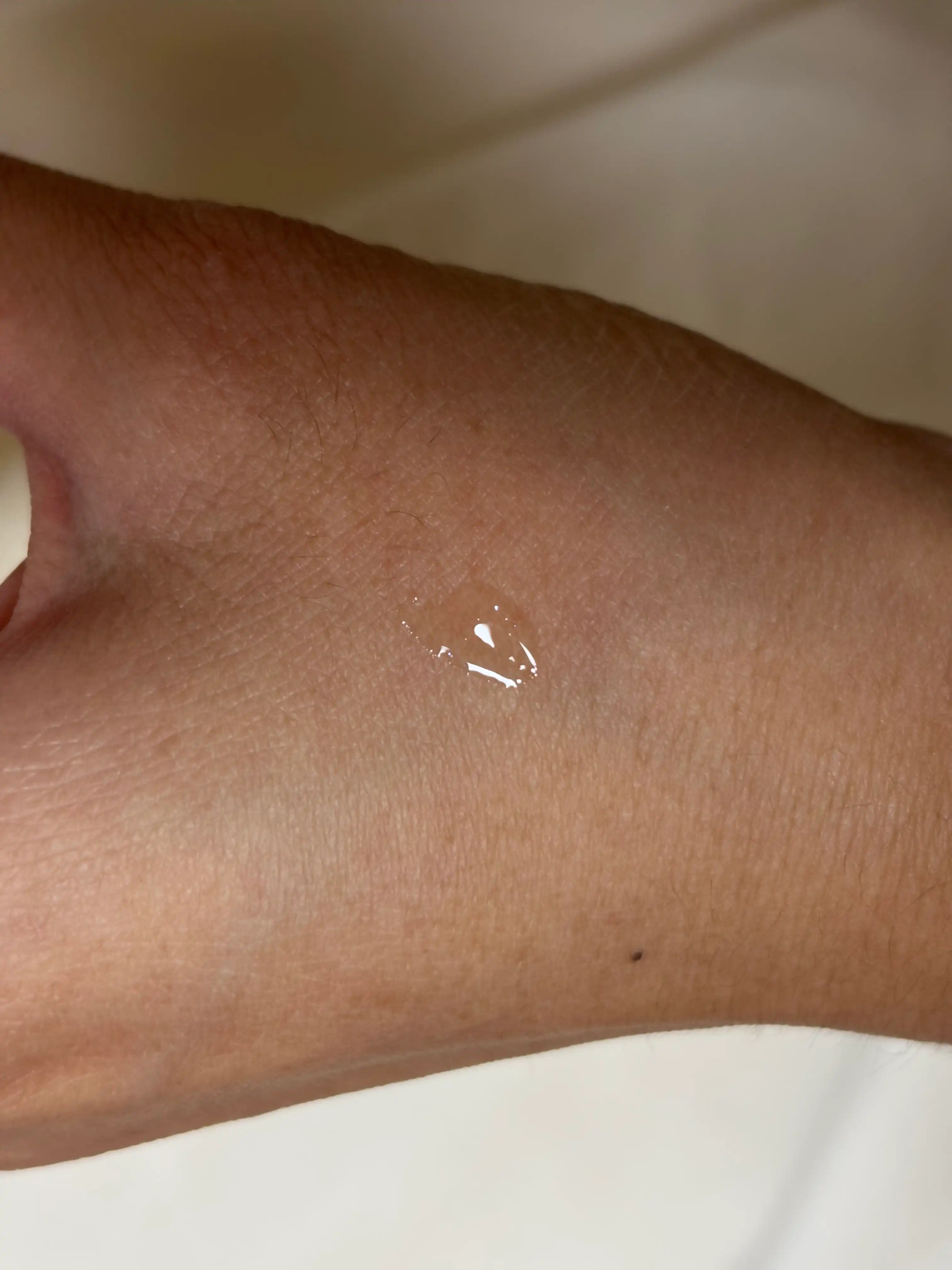 언니의파우치 리뷰 이미지 2 - [아티 샤인 립 플럼퍼]