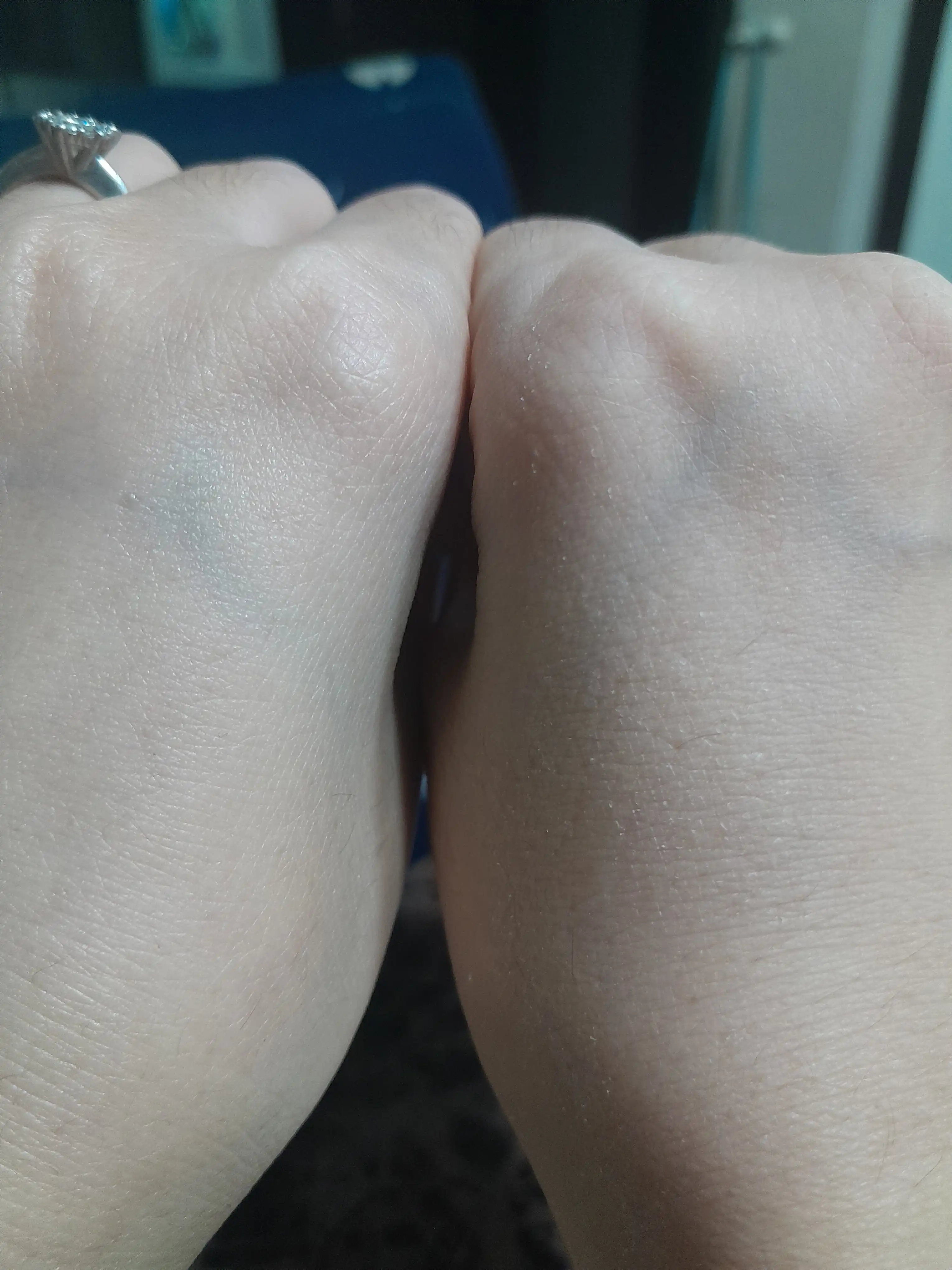 언니의파우치 리뷰 이미지 4 - [쇼킹 잘 때 꼭 바르는 크림]