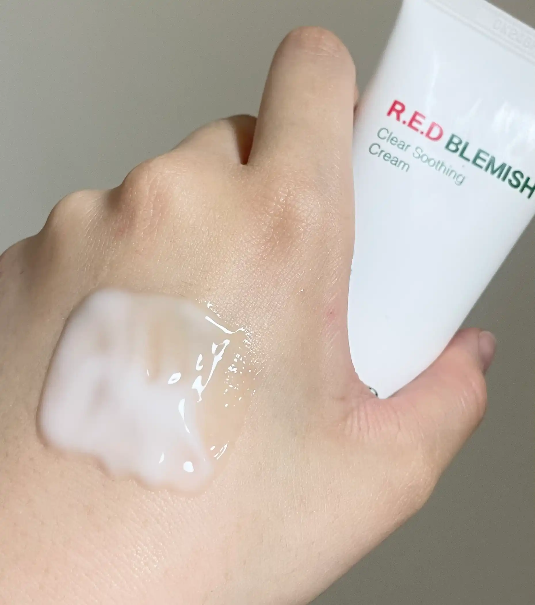 언니의파우치 리뷰 이미지 2 - [레드 블레미쉬 클리어 수딩 크림]