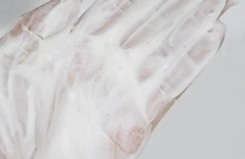 언니의파우치 리뷰 이미지 2 - [서양자두 비타캡슐 클렌징폼]