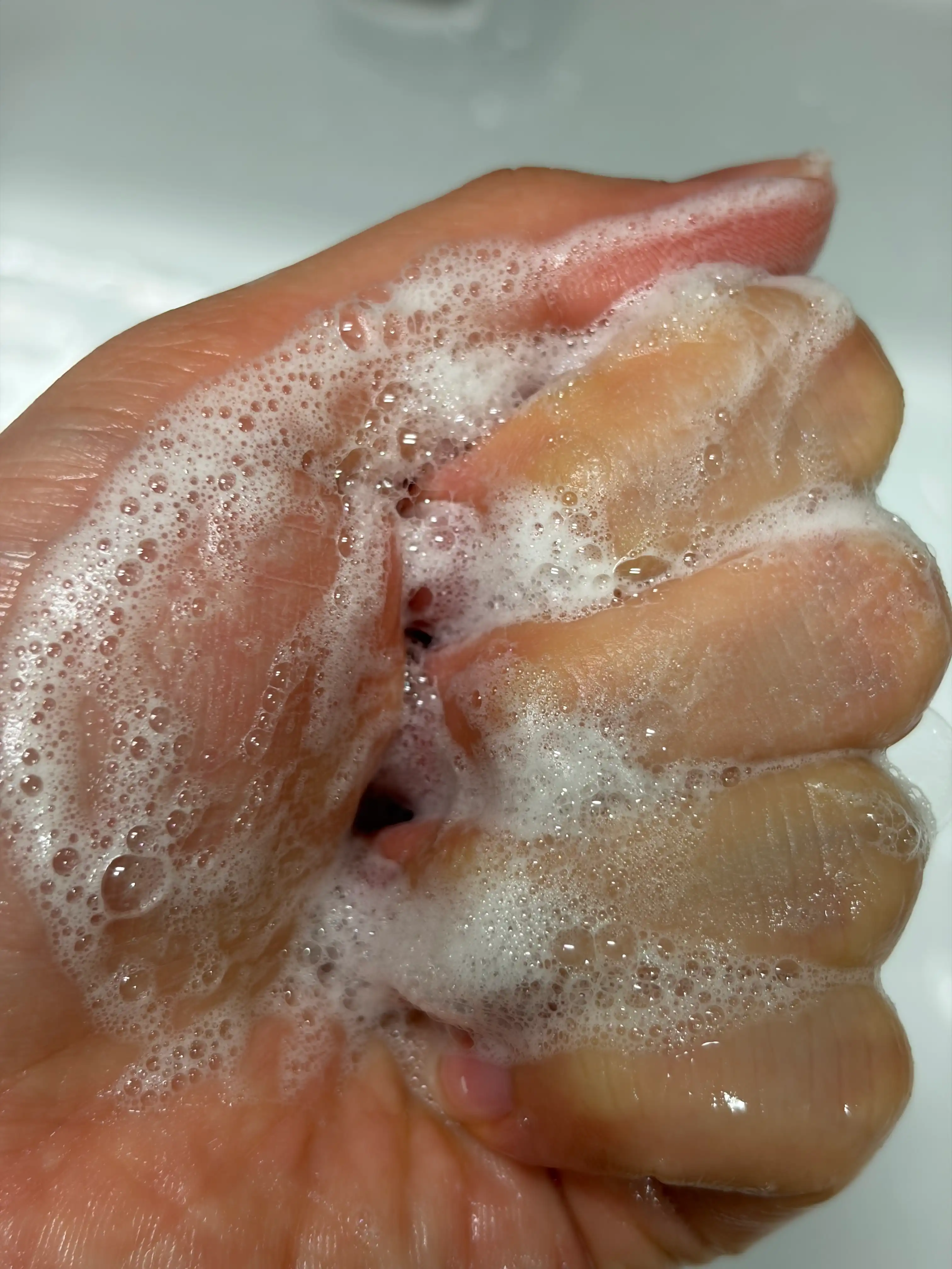 언니의파우치 리뷰 이미지 5 - [일라이트비누 skin5 건성용]