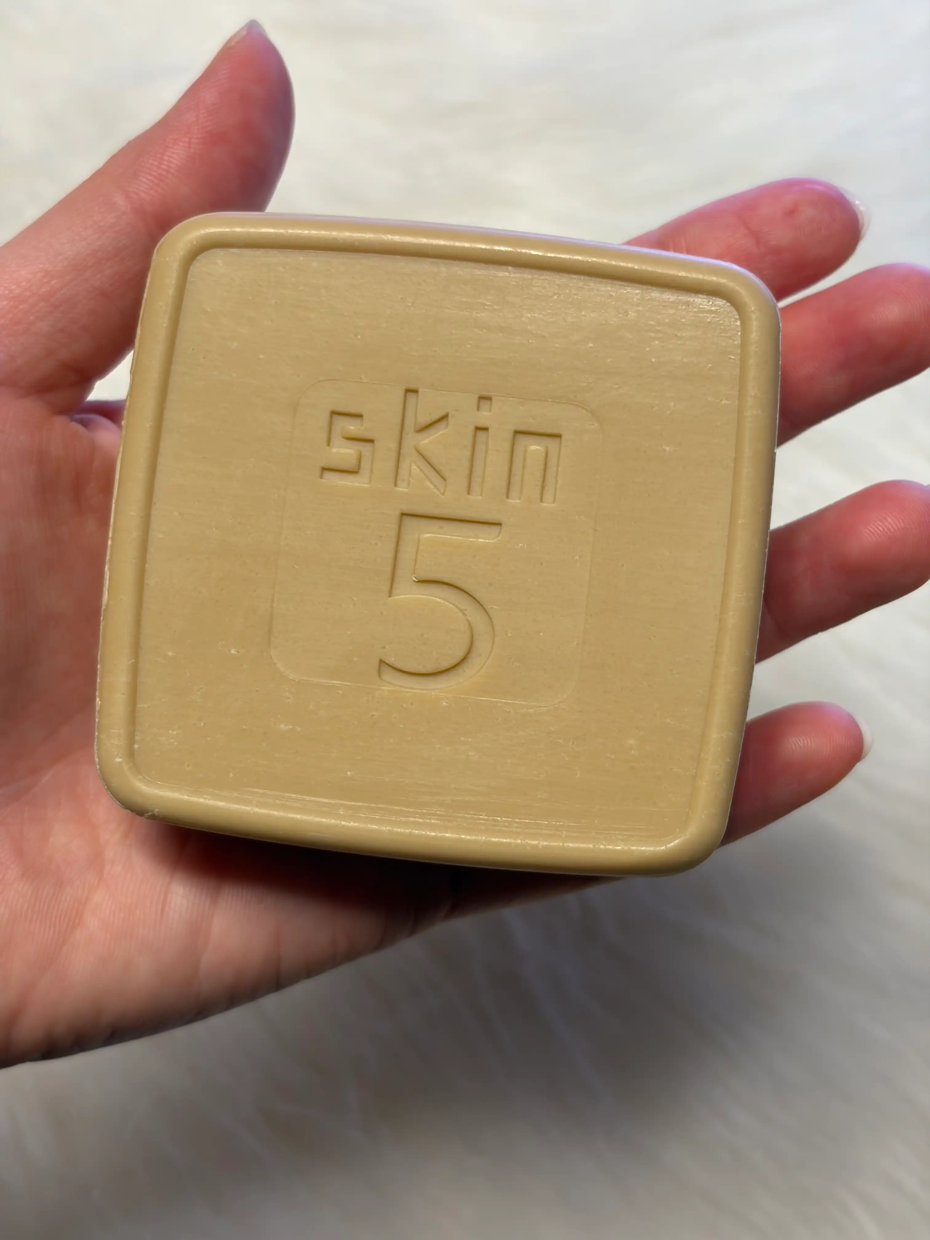 언니의파우치 리뷰 이미지 3 - [일라이트비누 skin5 건성용]