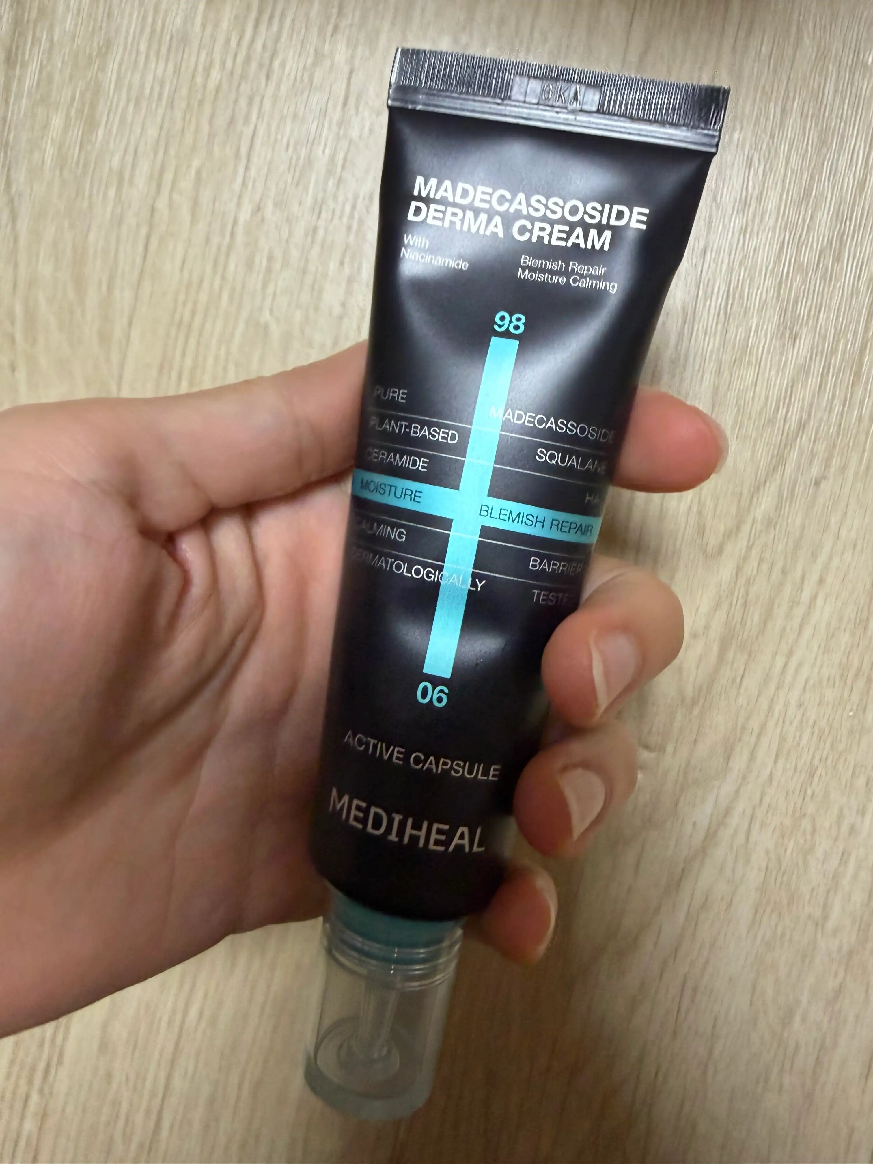 언니의파우치 리뷰 이미지 2 - [마데카소사이드 흔적 리페어 더마 크림]