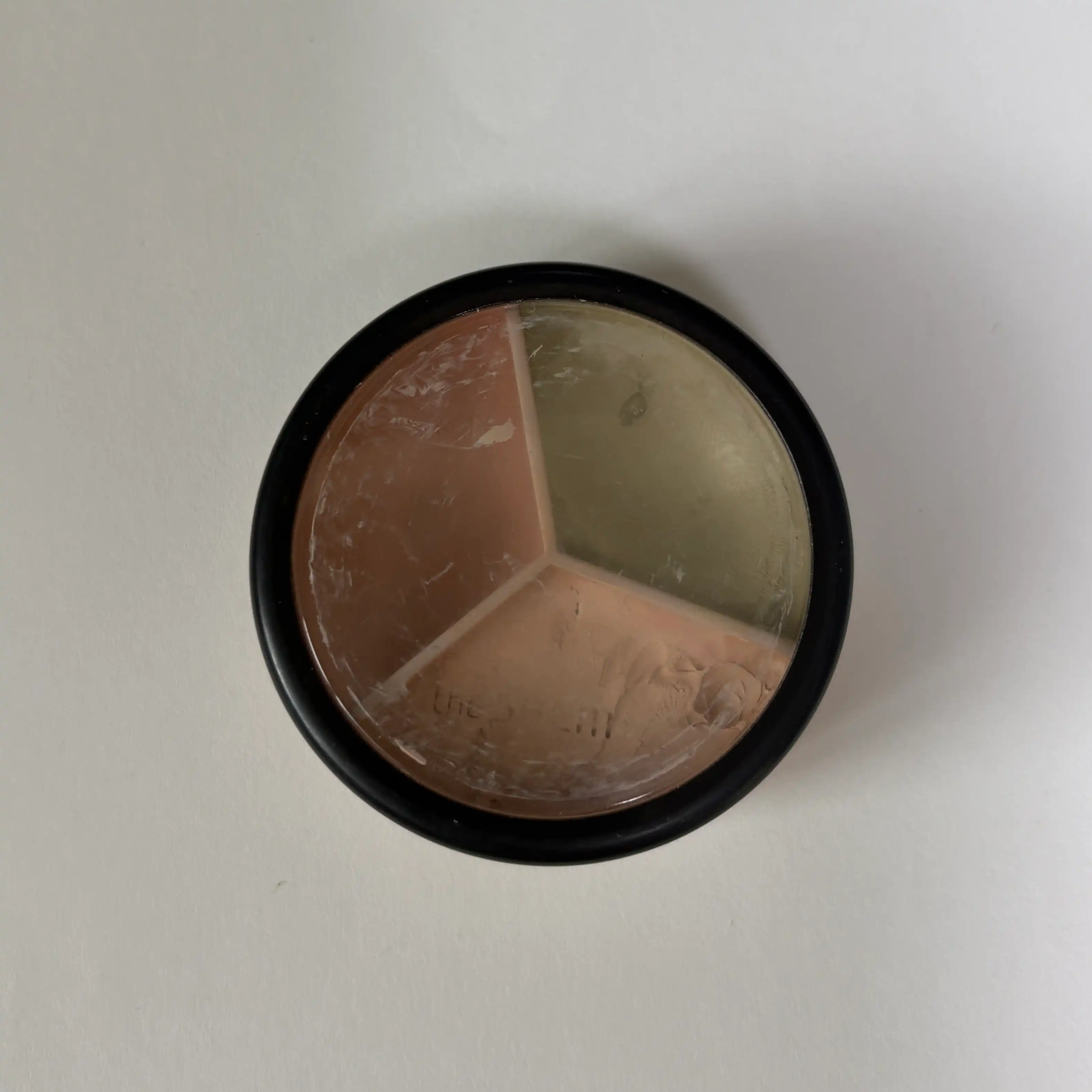 언니의파우치 리뷰 이미지 - [커버 퍼펙션 트리플 팟 컨실러]