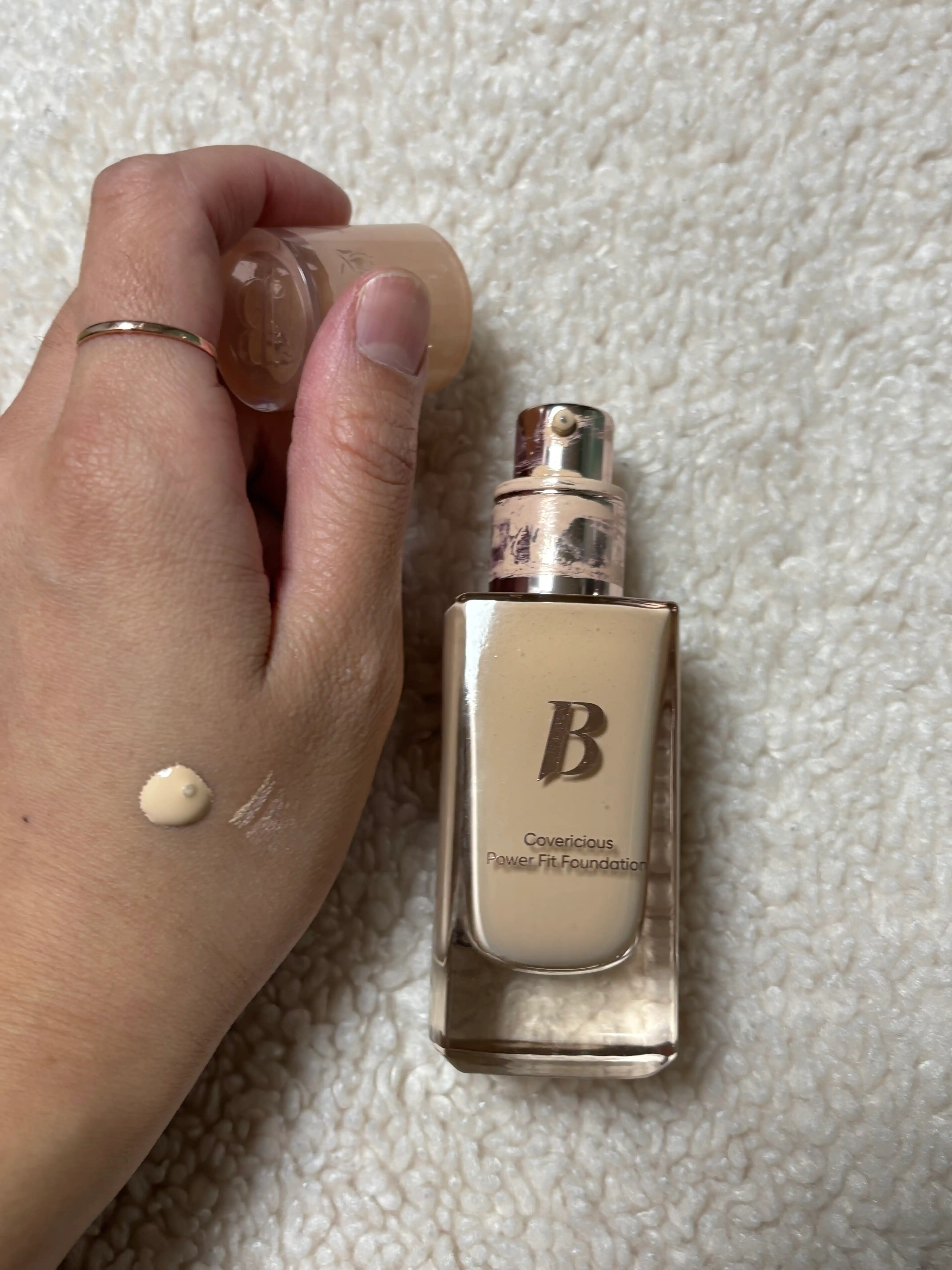 언니의파우치 리뷰 이미지 2 - [커버리셔스 파워 핏 파운데이션]