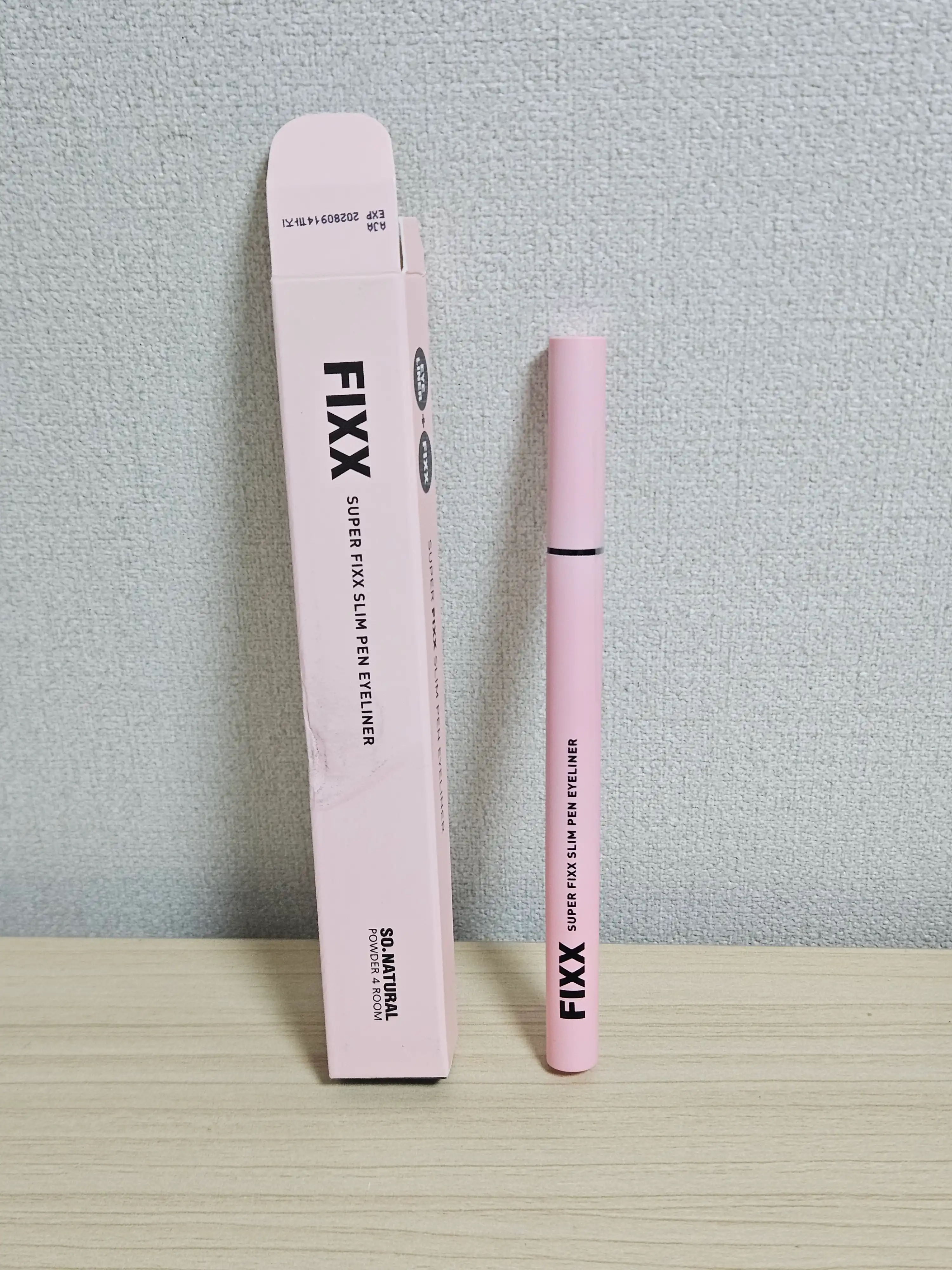 언니의파우치 리뷰 이미지 3 - [수퍼 픽스 슬림 펜 아이라이너]