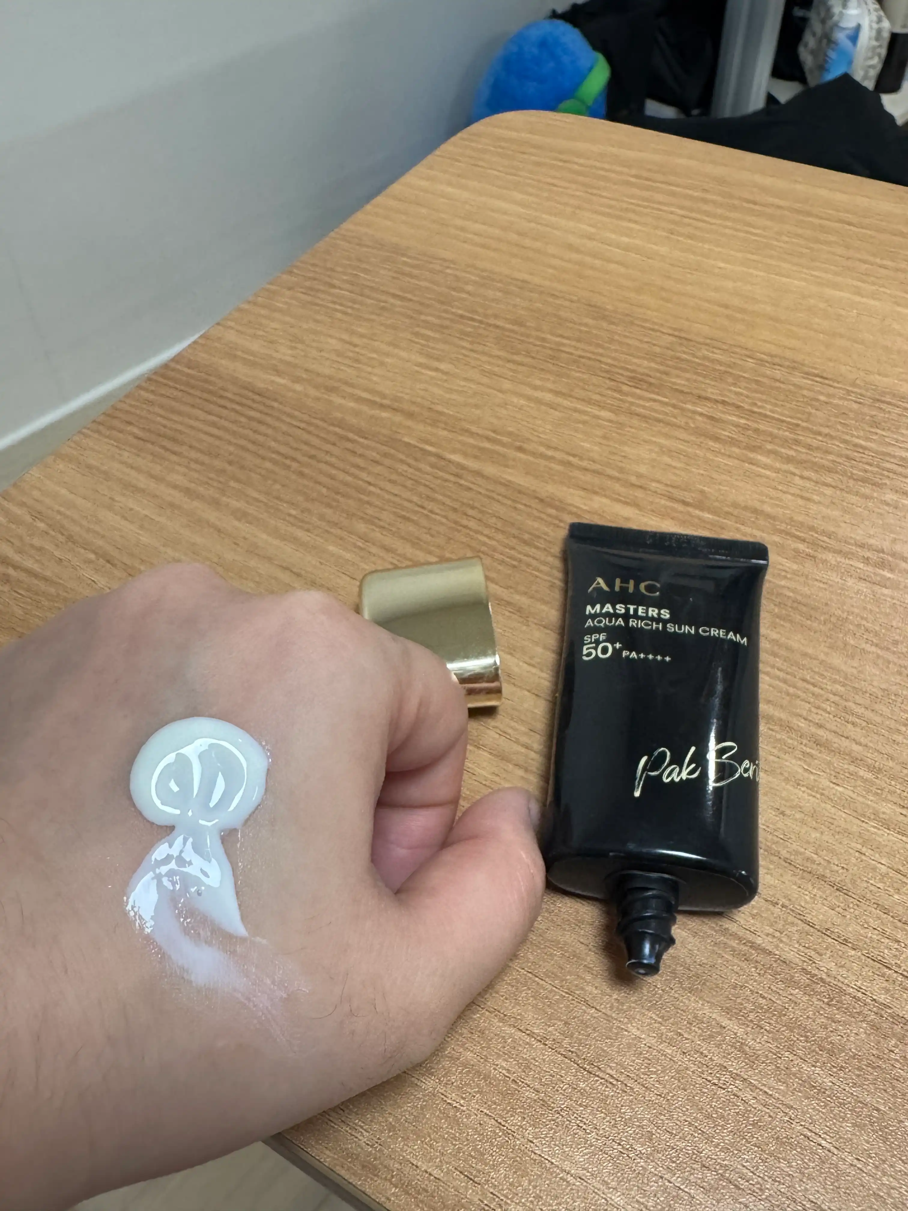 언니의파우치 리뷰 이미지 3 - [마스터즈 아쿠아 리치 선크림	]