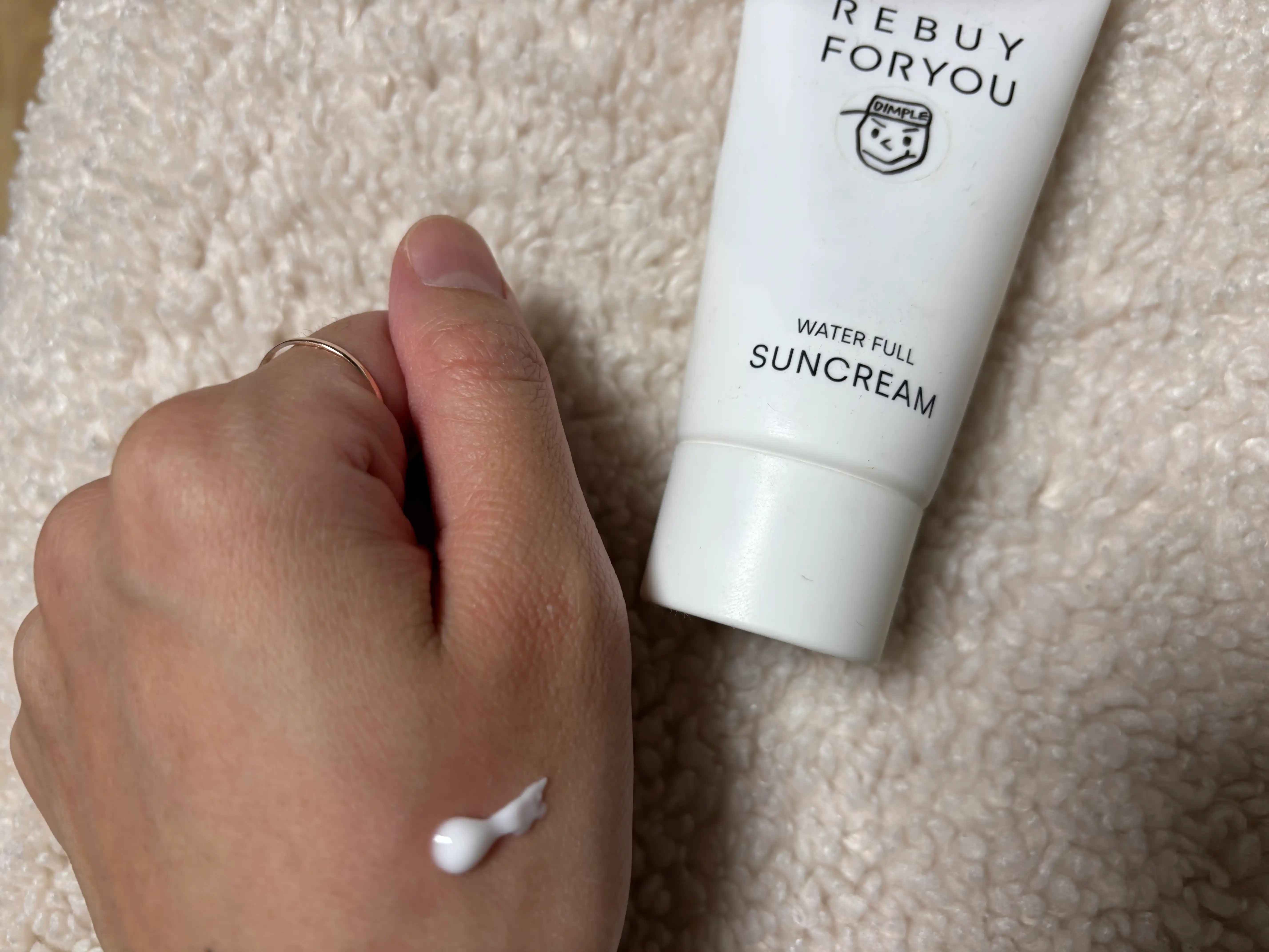 언니의파우치 리뷰 이미지 3 - [패밀리 워터풀 선크림]