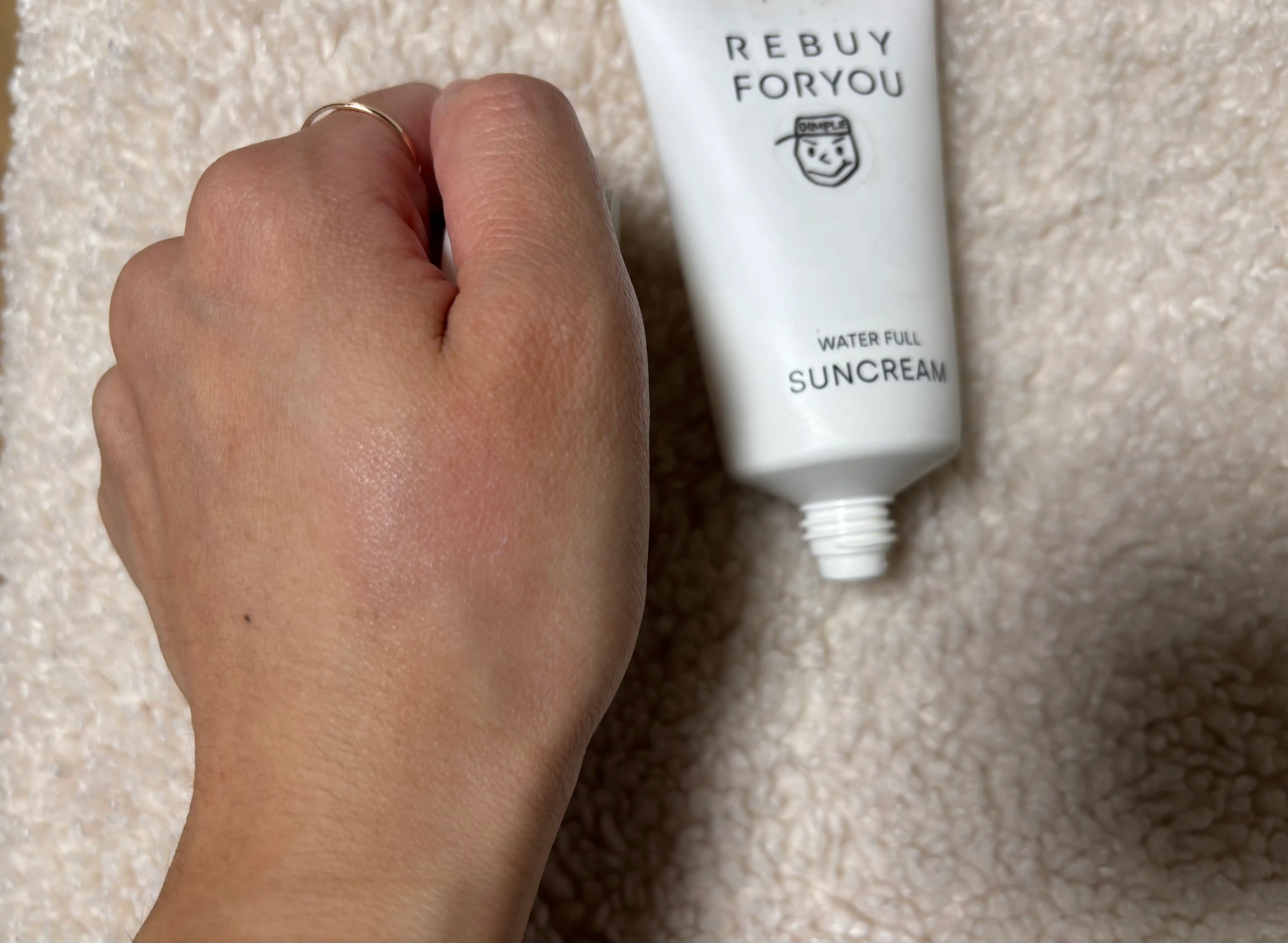 언니의파우치 리뷰 이미지 4 - [패밀리 워터풀 선크림]