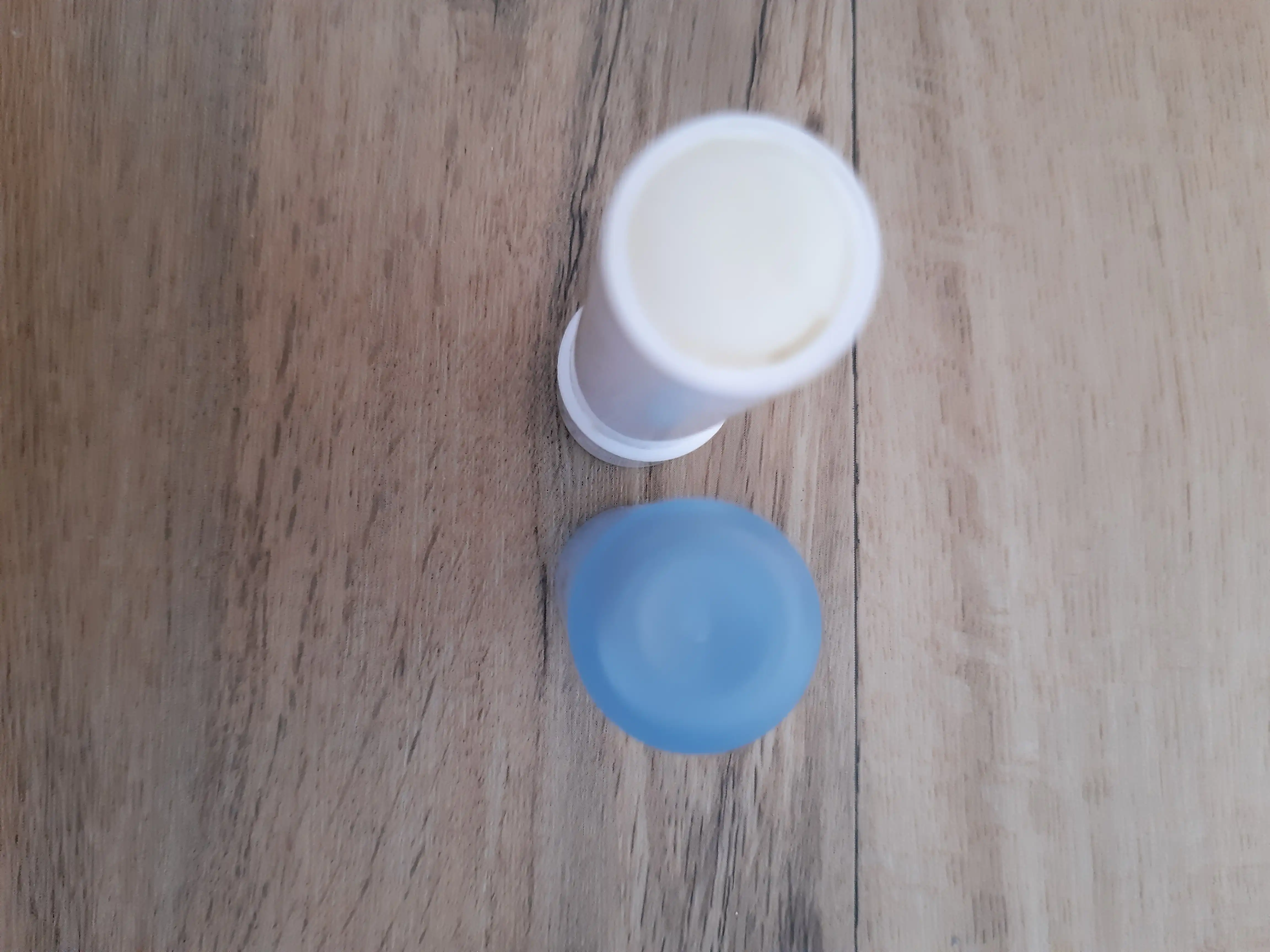 언니의파우치 리뷰 이미지 2 - [립케어 모이스춰 케어]