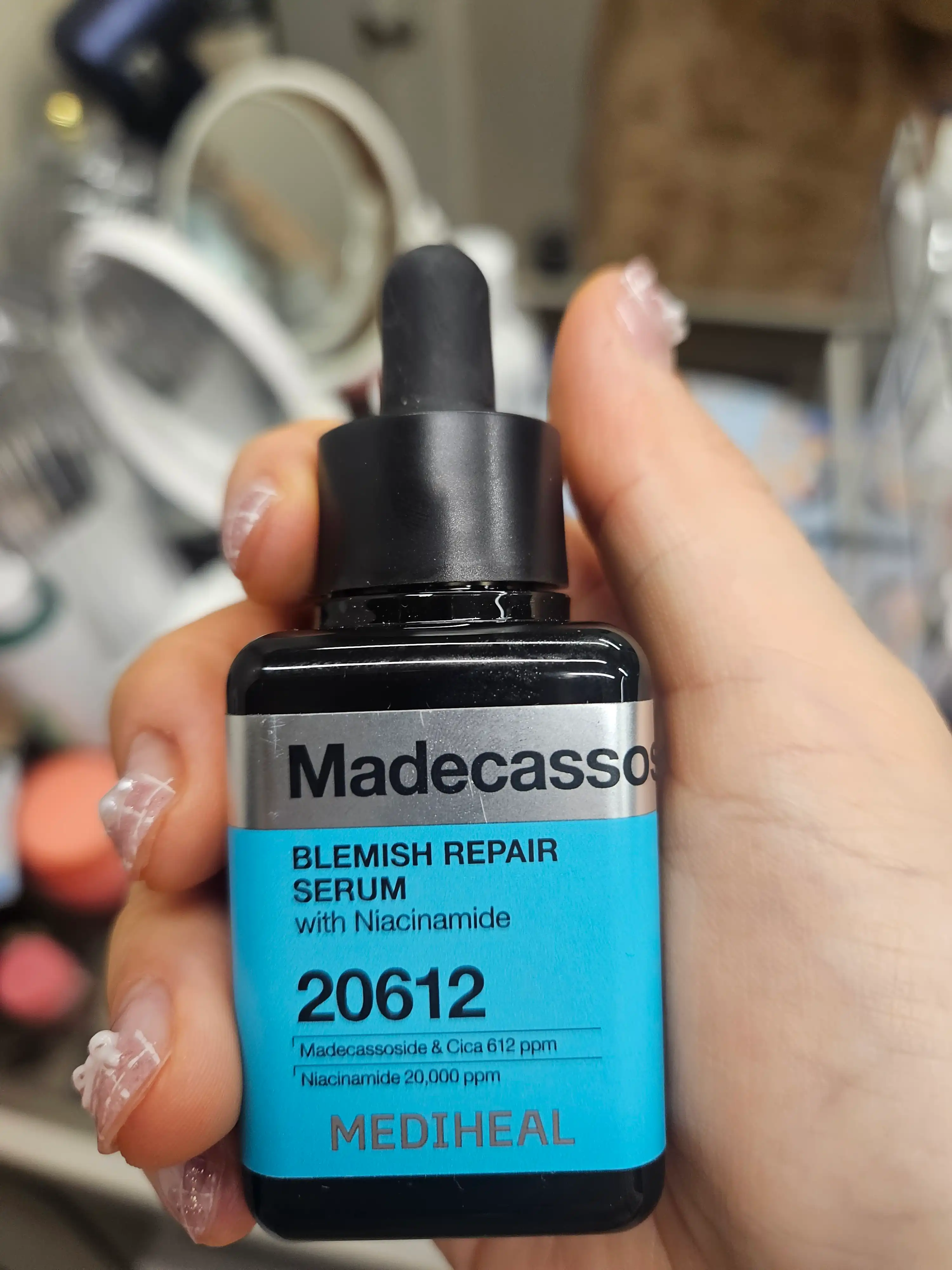 언니의파우치 리뷰 이미지 2 - [마데카소사이드 흔적 리페어 세럼]