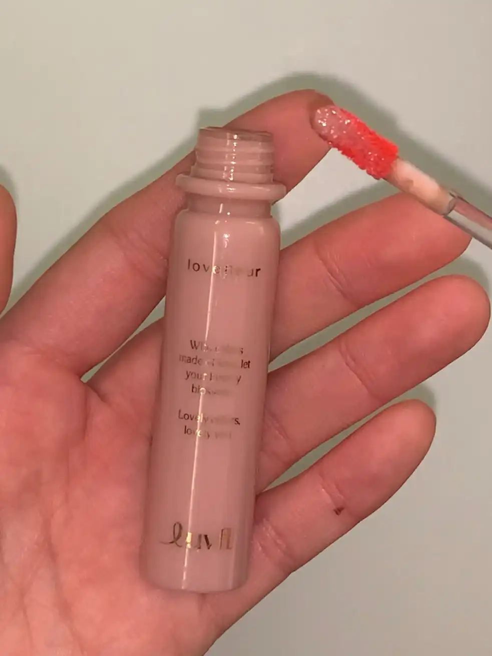 언니의파우치 리뷰 이미지 2 - [피오니 듀 글로우 틴트]