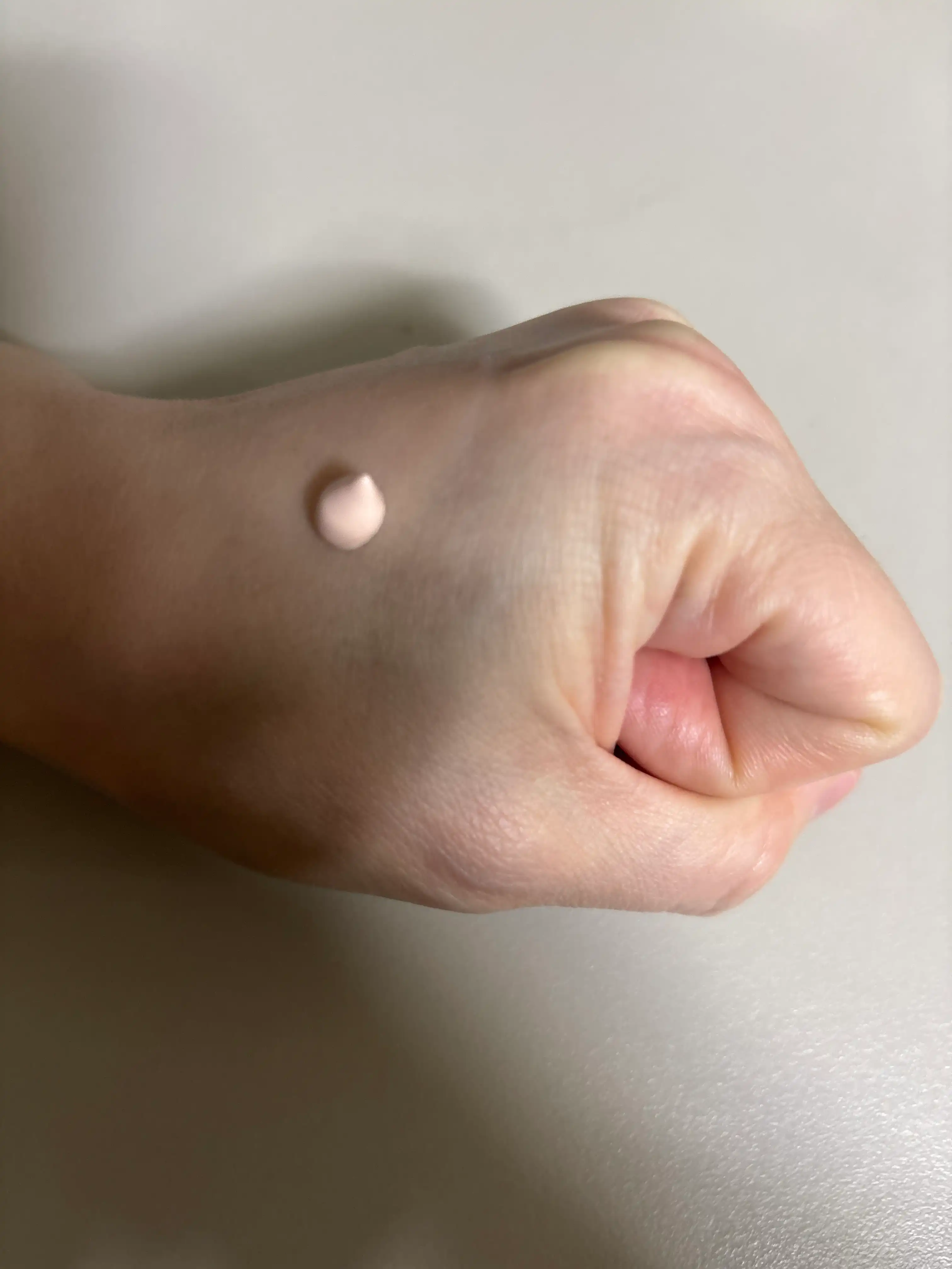 언니의파우치 리뷰 이미지 3 - [유비데아 로즈 글로우 선크림]