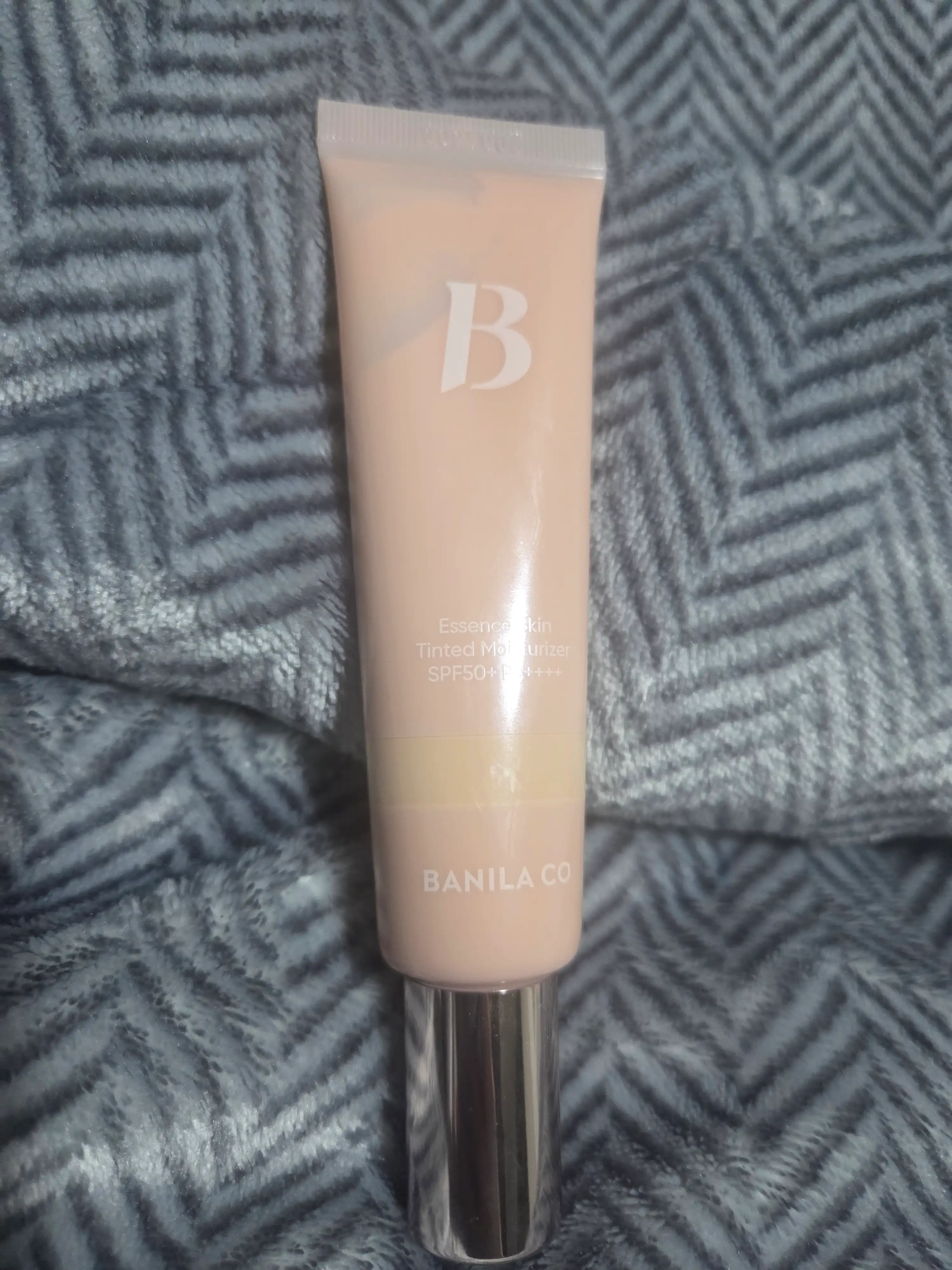 언니의파우치 리뷰 이미지 - [에센스 스킨 톤업 BB 틴티드 모이스처라이저 크림 ]
