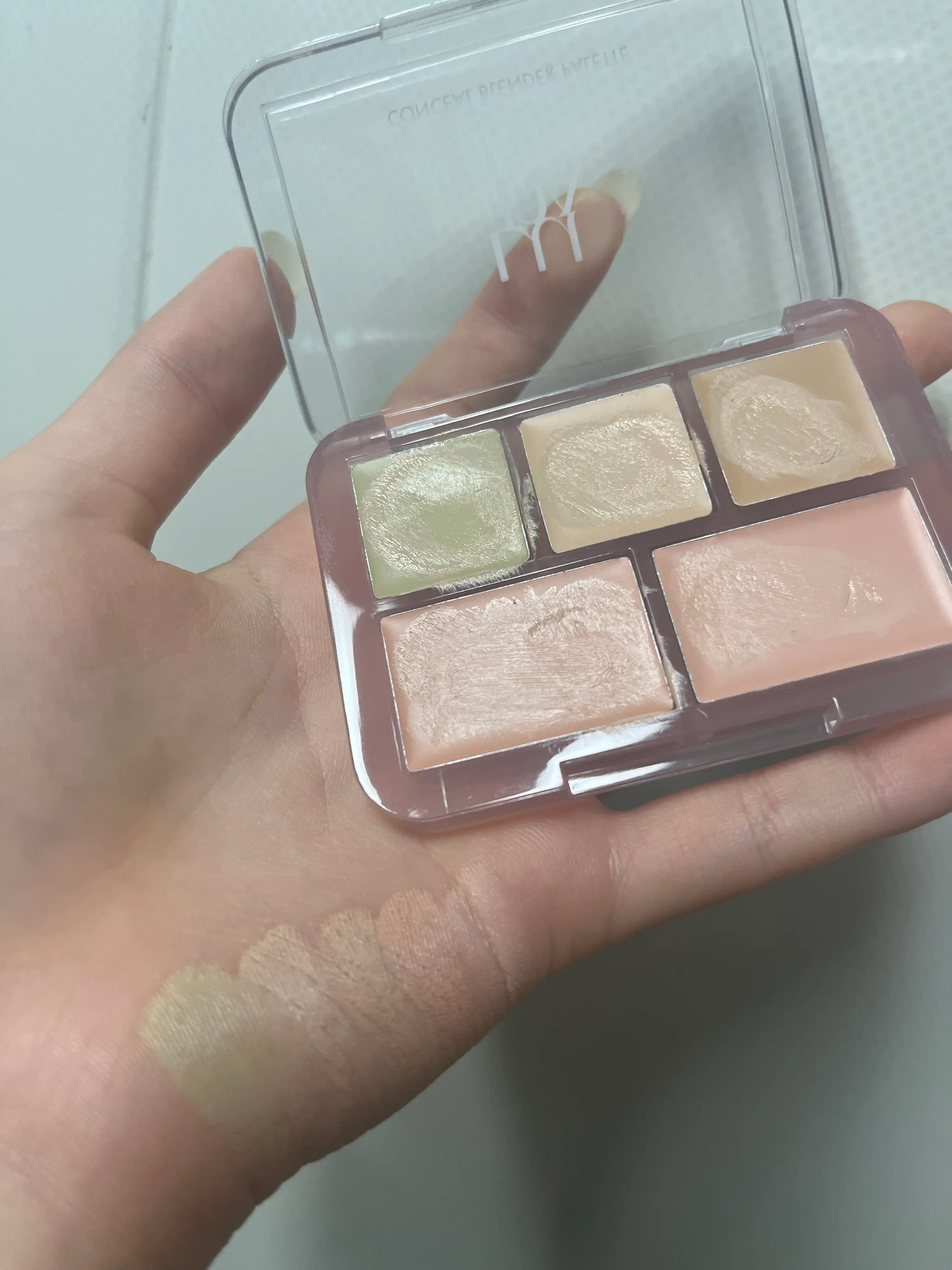 언니의파우치 리뷰 이미지 2 - [컨실 블렌더 팔레트]