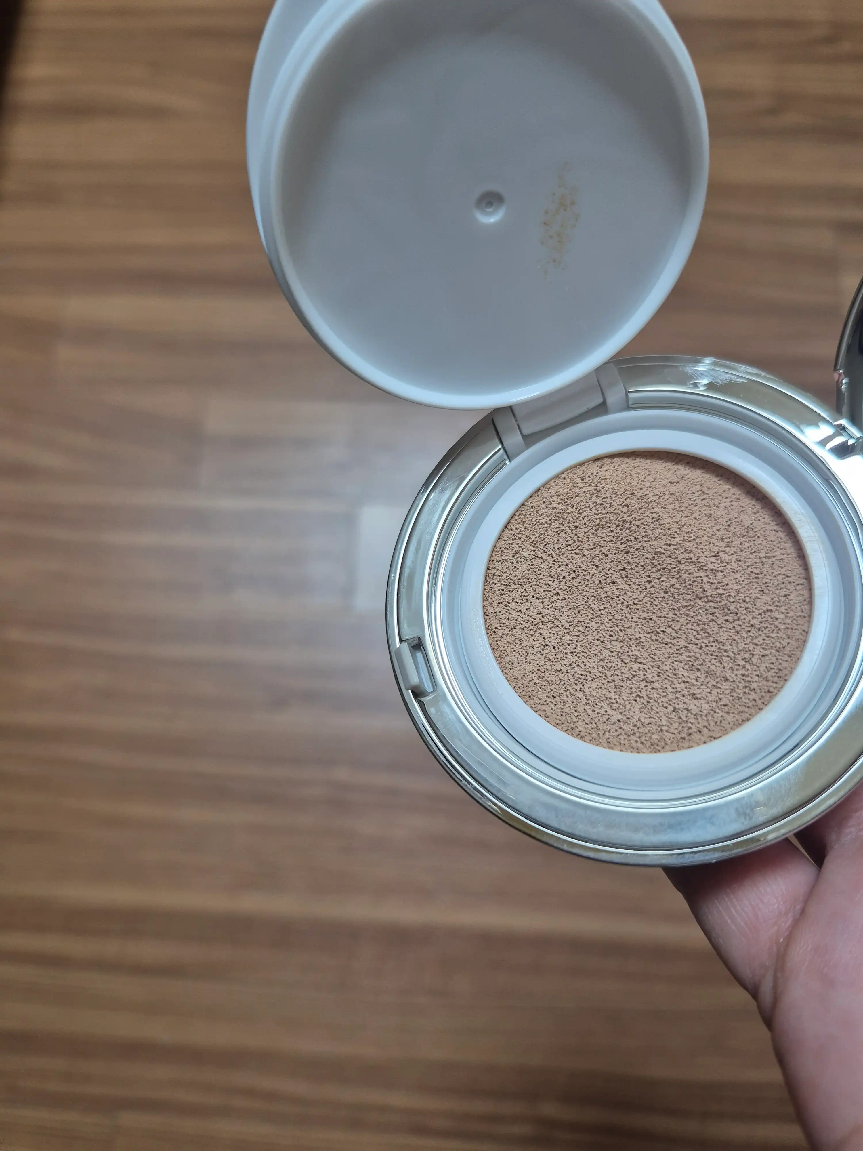 언니의파우치 리뷰 이미지 3 - [워터 풀 씨씨쿠션 퍼펙트 피니쉬]