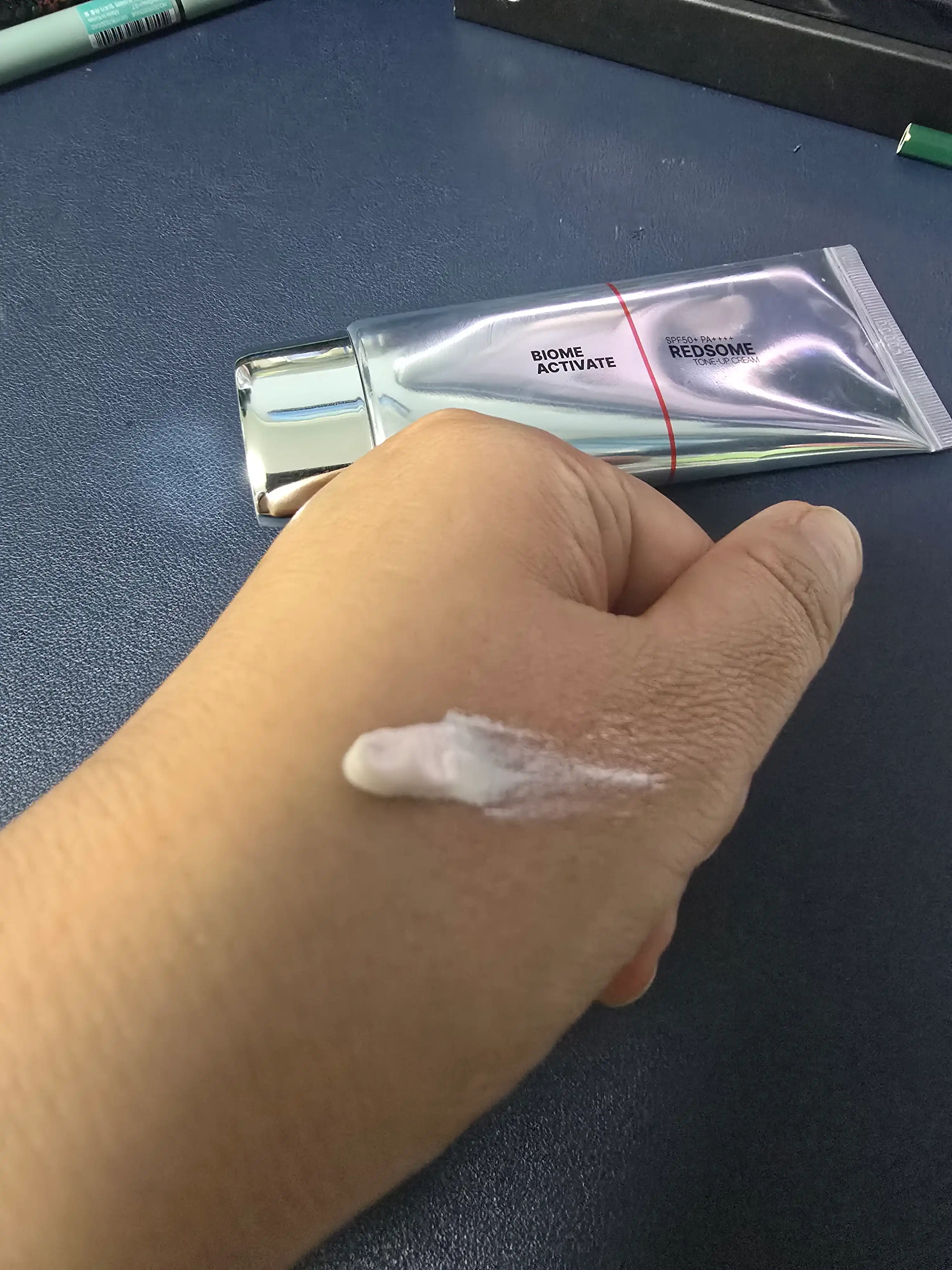 언니의파우치 리뷰 이미지 3 - [레드좀 톤업 크림]