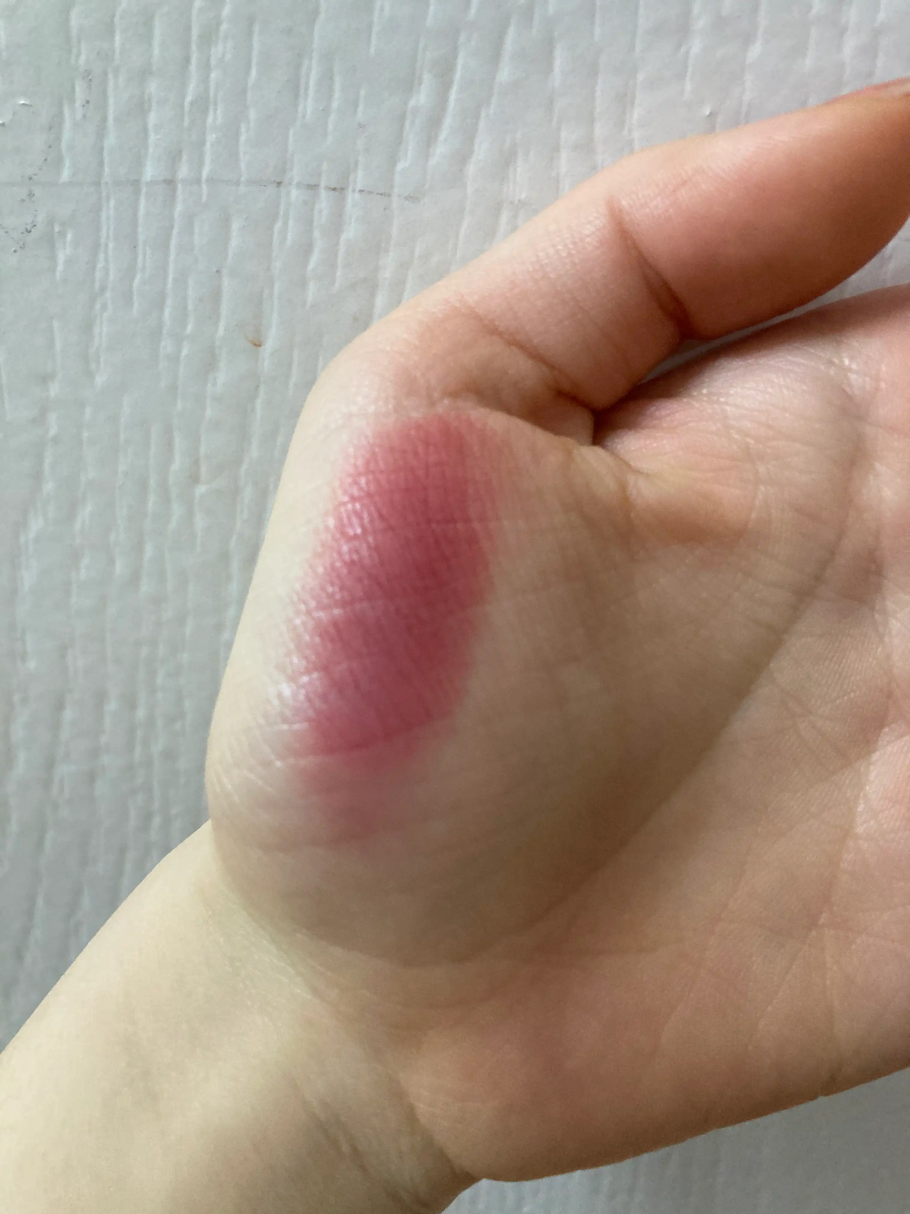 언니의파우치 리뷰 이미지 2 - [쉬어 블러링 매트 스틱]