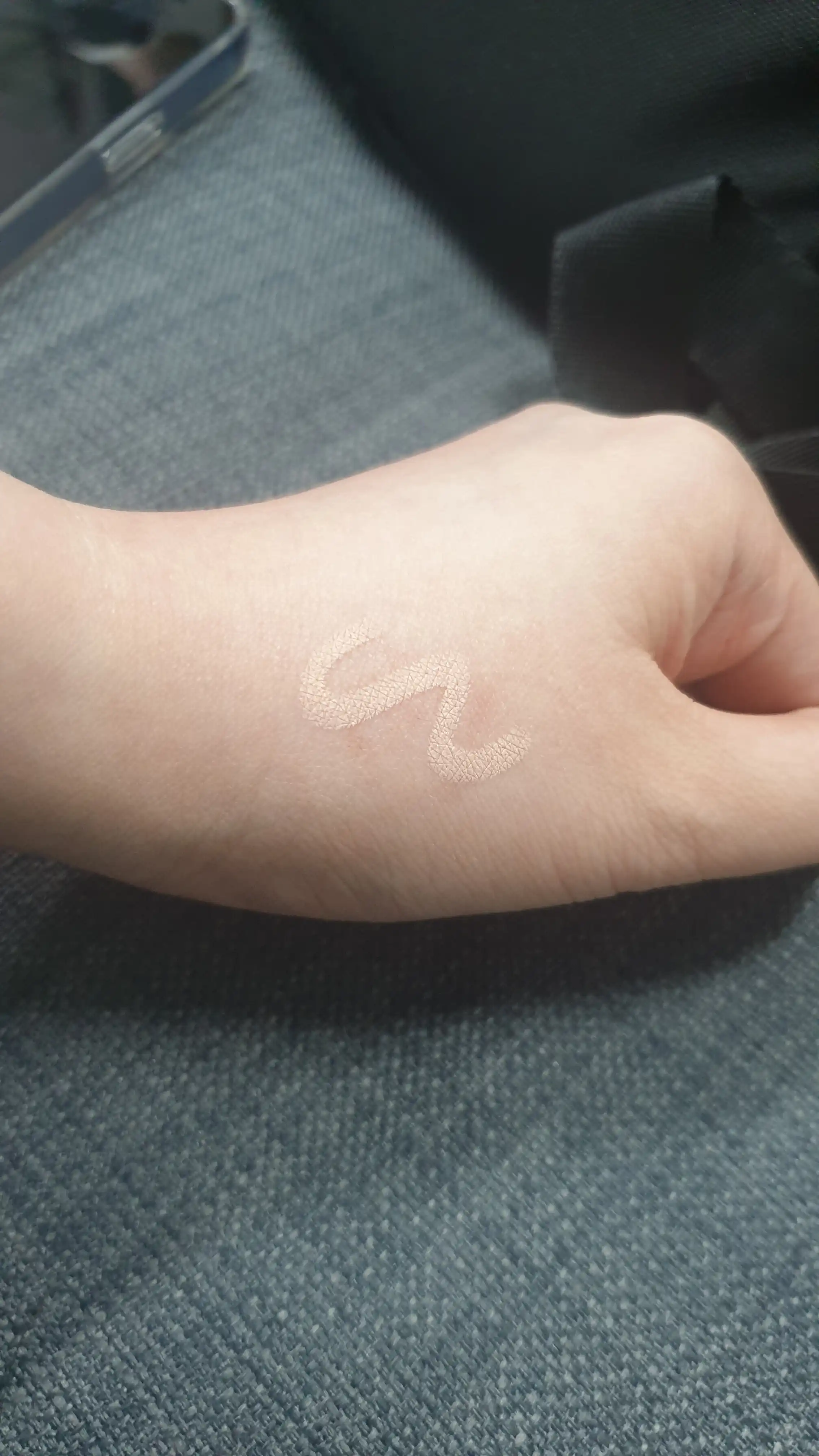 언니의파우치 리뷰 이미지 3 - [아이 실러 스틱]